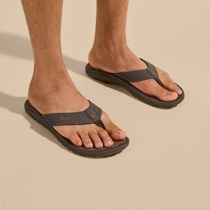 OluKai Men’s ‘Ohana Water-Friendly Beach Sandal - Dark Java|Ray
