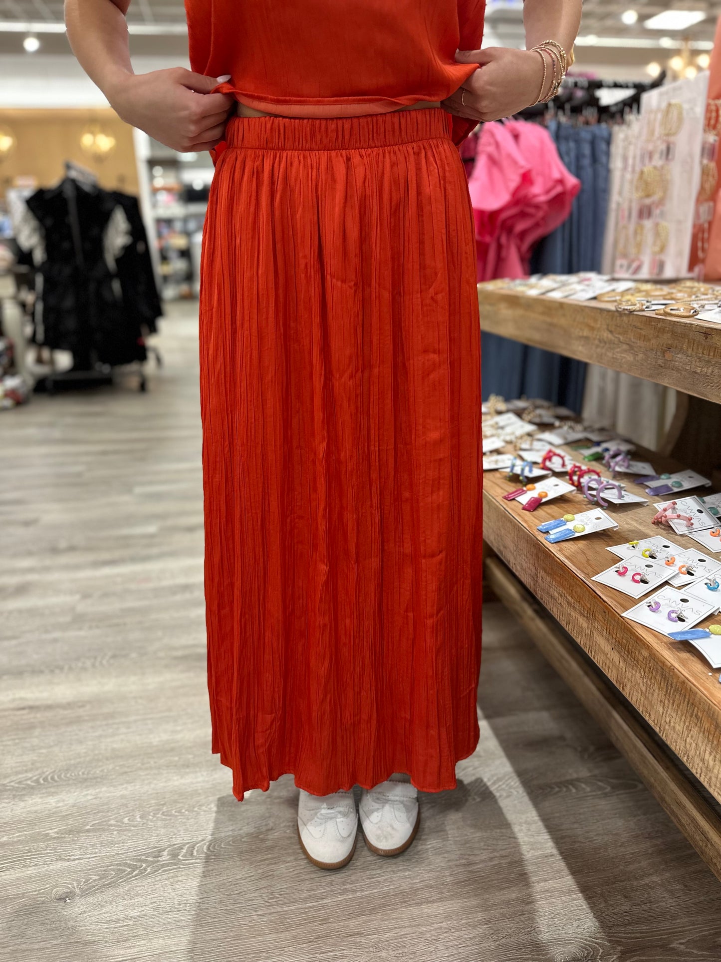 Nicoline Crinkle Midi Skirt