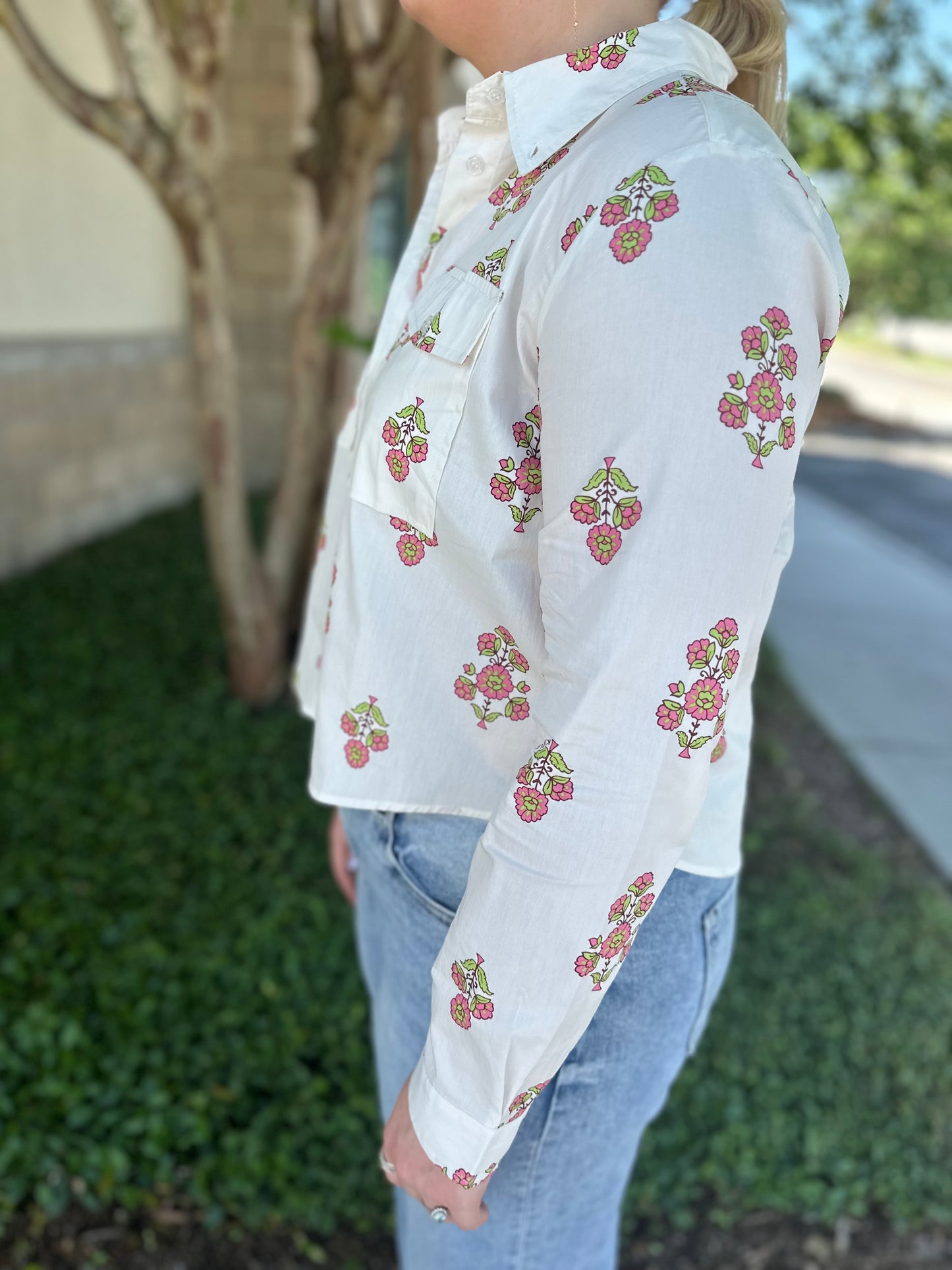 Ann Floral Pocket Camp Top