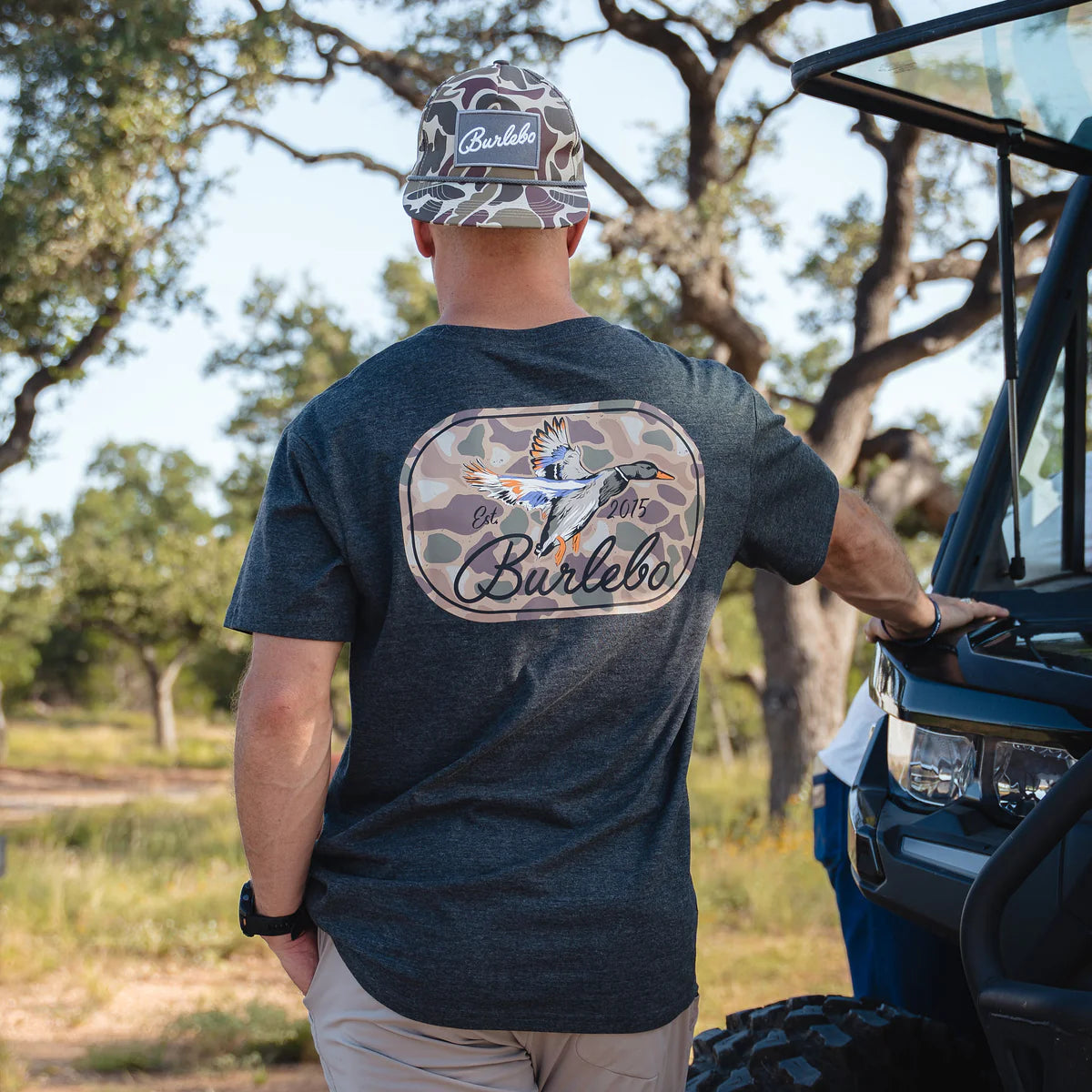 Burlebo Men’s Ducks Flying In Pocket T-Shirt - Heather Black