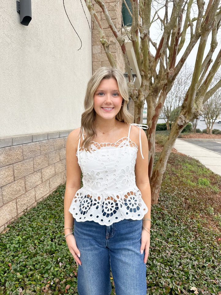 Huntington Eyelet Tank