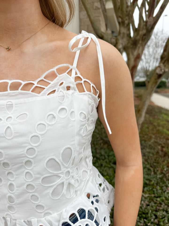 Huntington Eyelet Tank