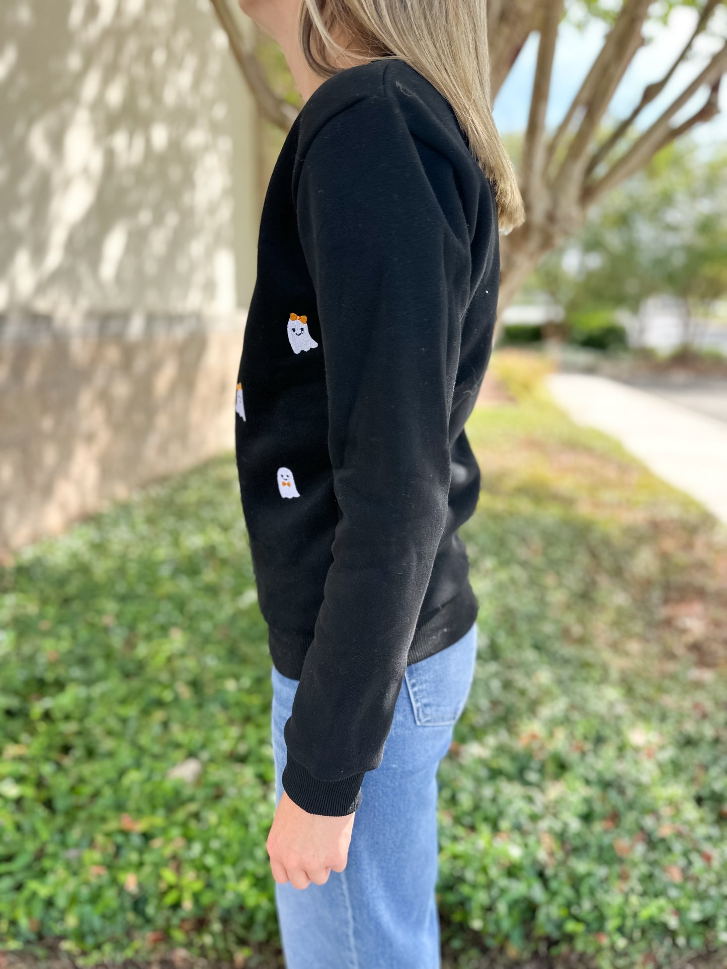 Simply Dilara Ghosts Crewneck
