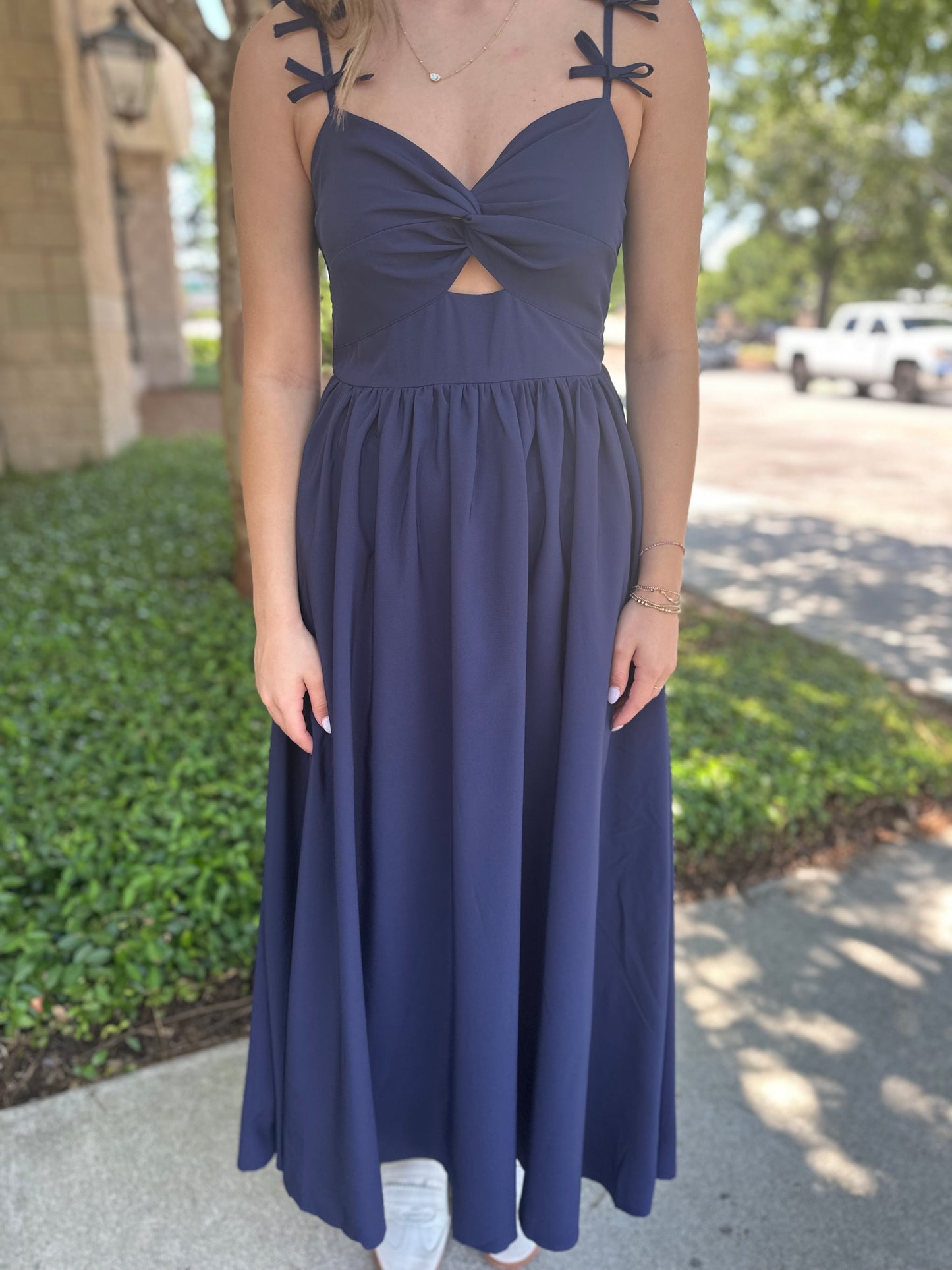 Ivey Bow Strap Maxi