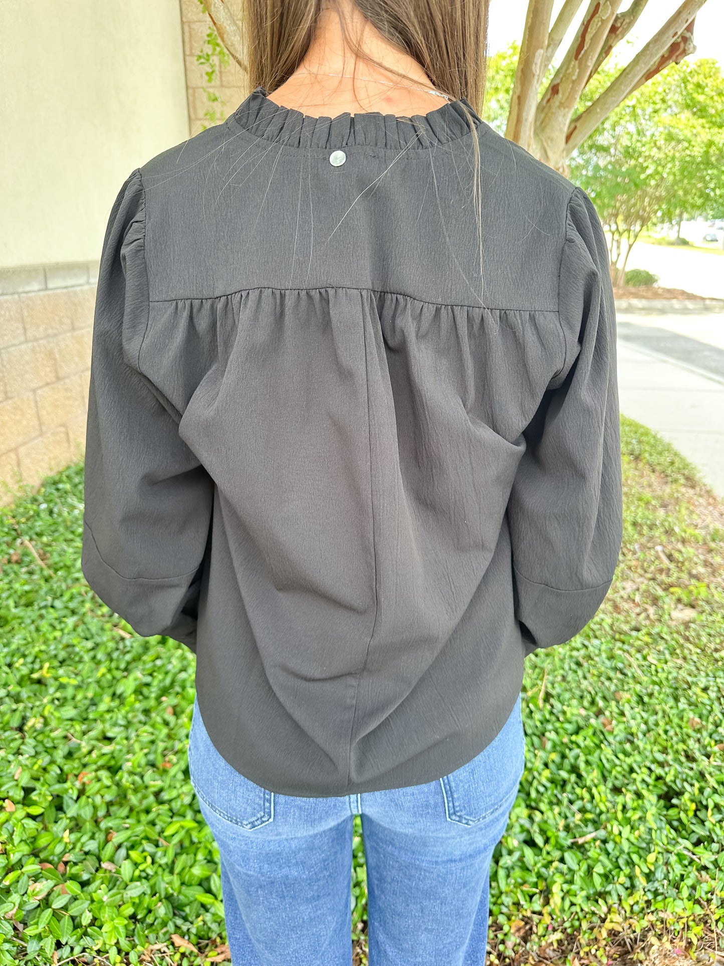 Dixon V-Neck Long Sleeve Top