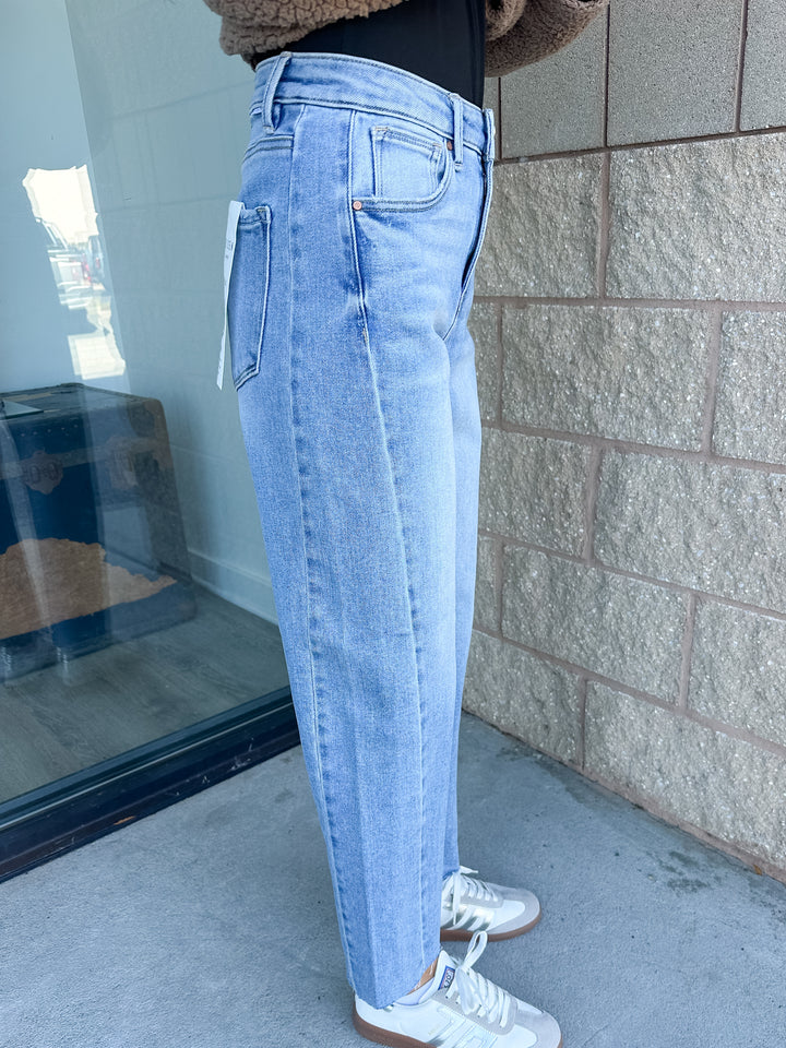 Risen Bella - Slouchy Crop Seam Barrel Jeans - Light