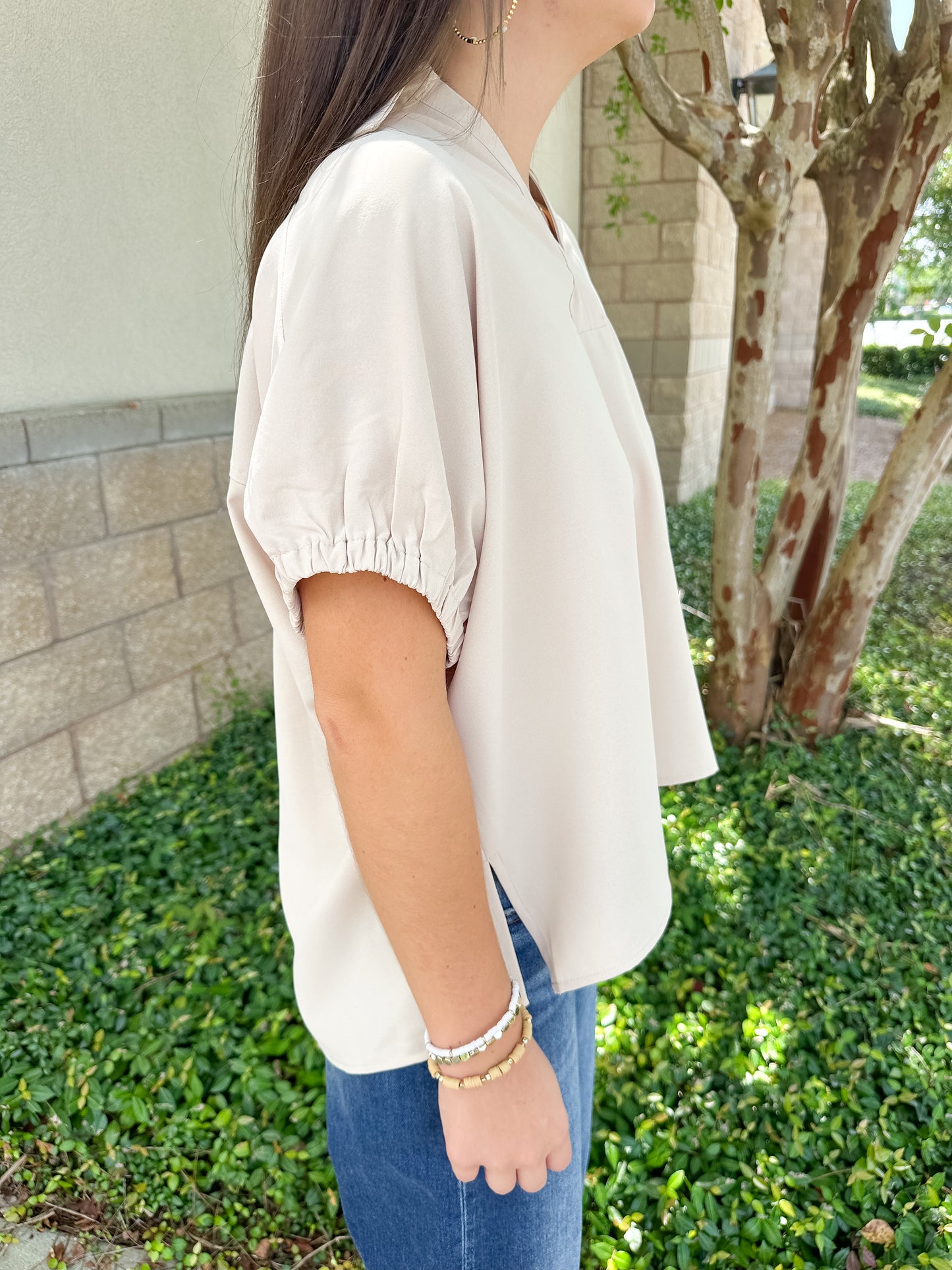 Poise Basic V-Neck Top