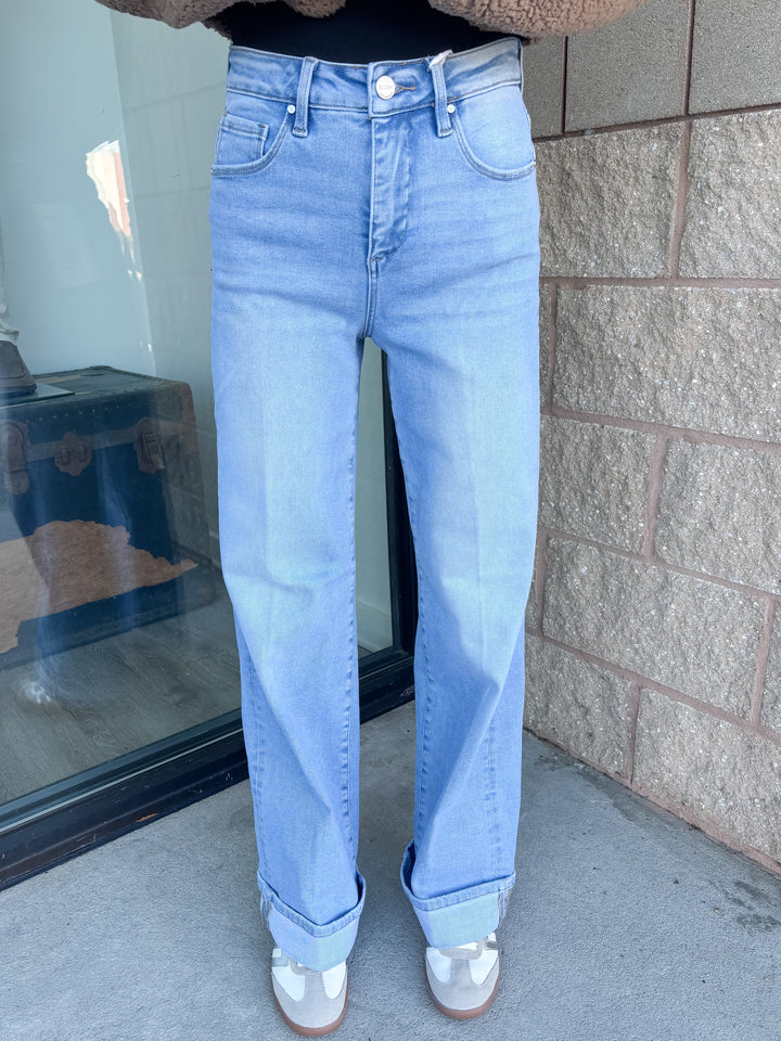 Risen Carter - TC High Rise Long Wide Cuff Jeans - Light