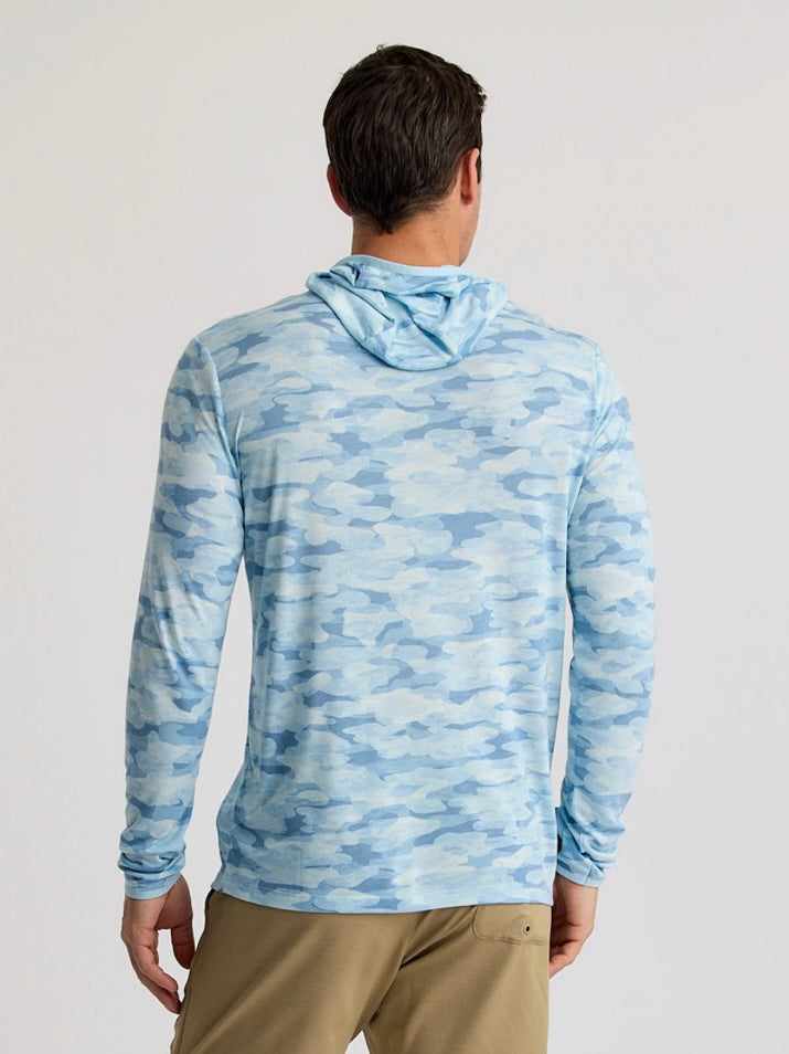 Free Fly Men’s Bamboo Lightweight Hoodie - Seasmoke Camo Surf Blue