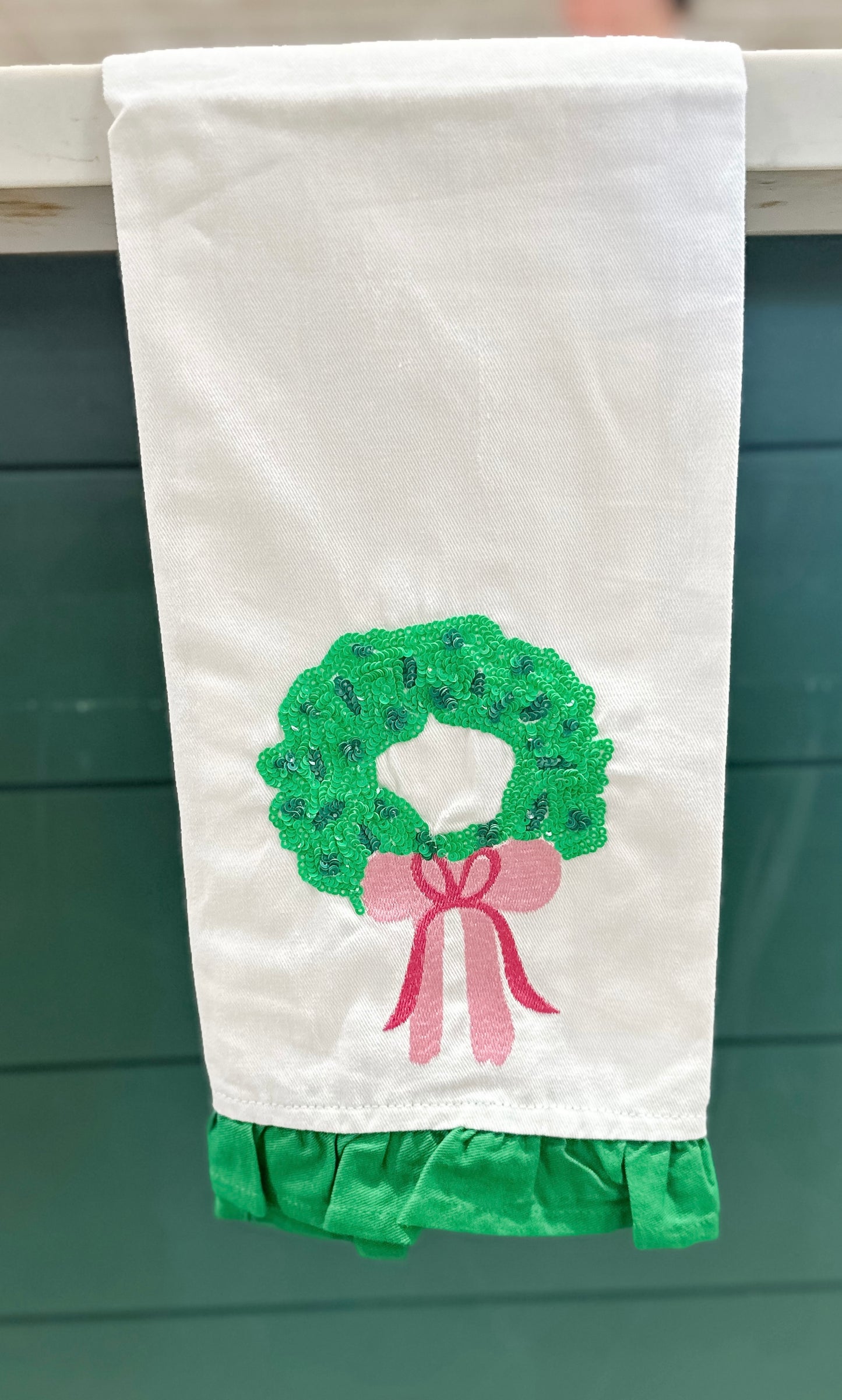 MS Holiday Tea Towel - Sequin Wreath