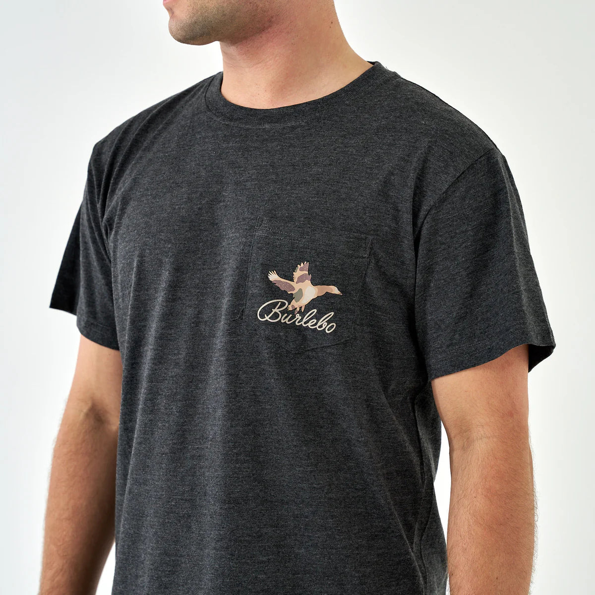Burlebo Men’s Ducks Flying In Pocket T-Shirt - Heather Black