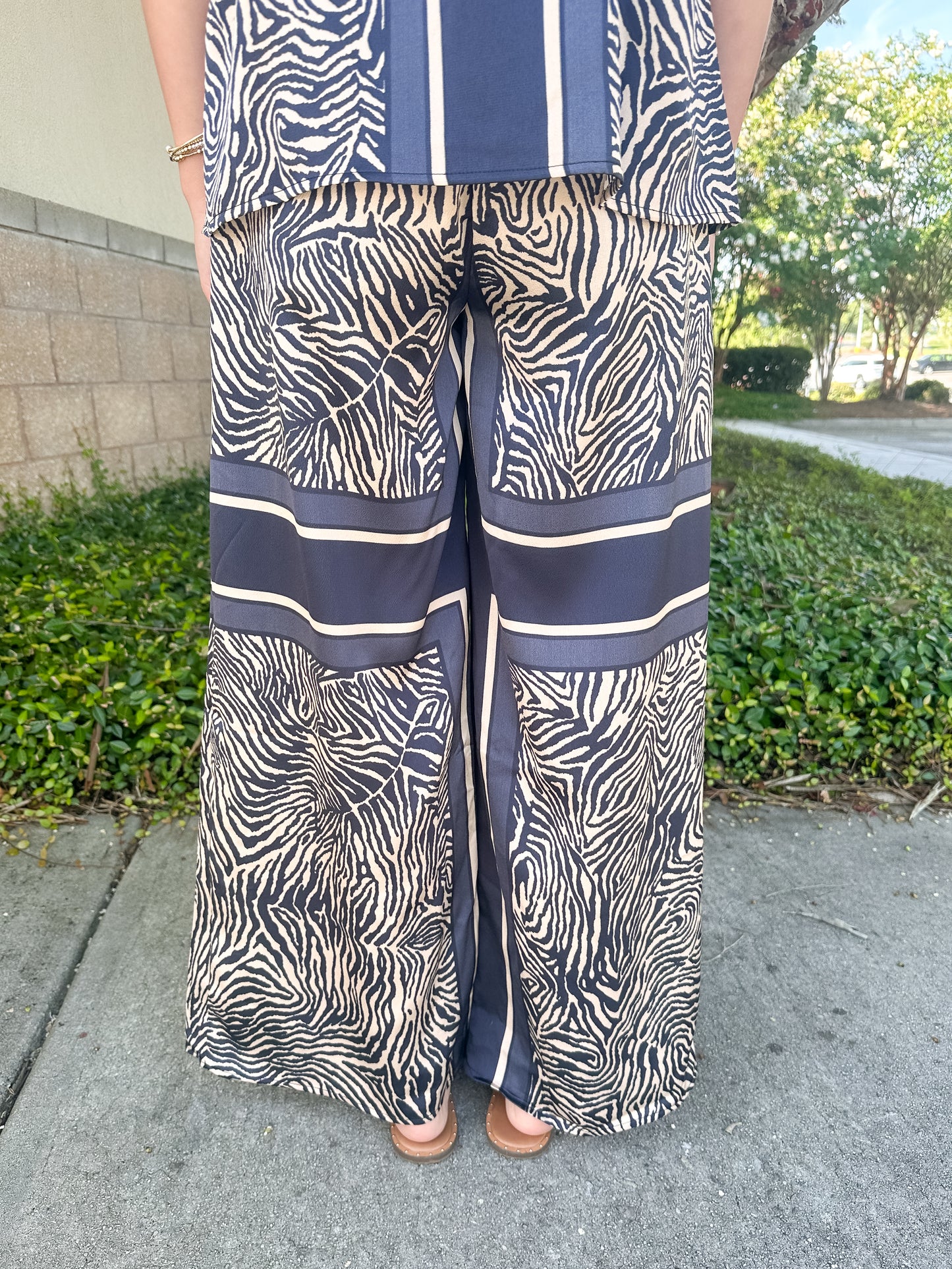 Lauren Zebra Set