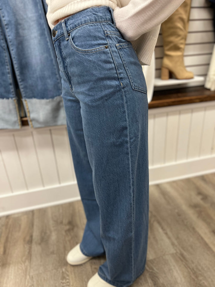 Mia Loose Wide Leg Denim Pant Worn Indigo