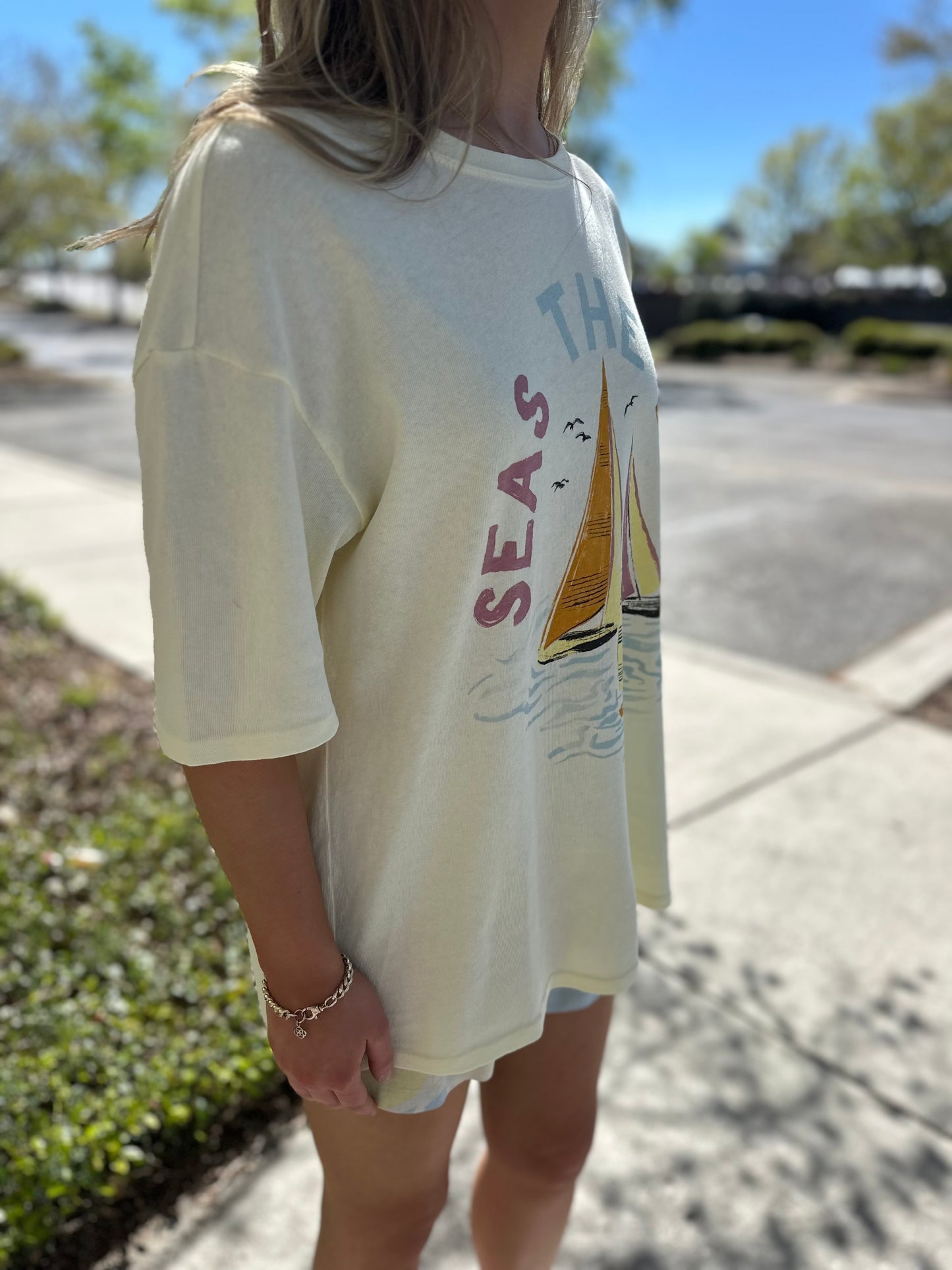 Seas Social Tee - Mellow Yellow