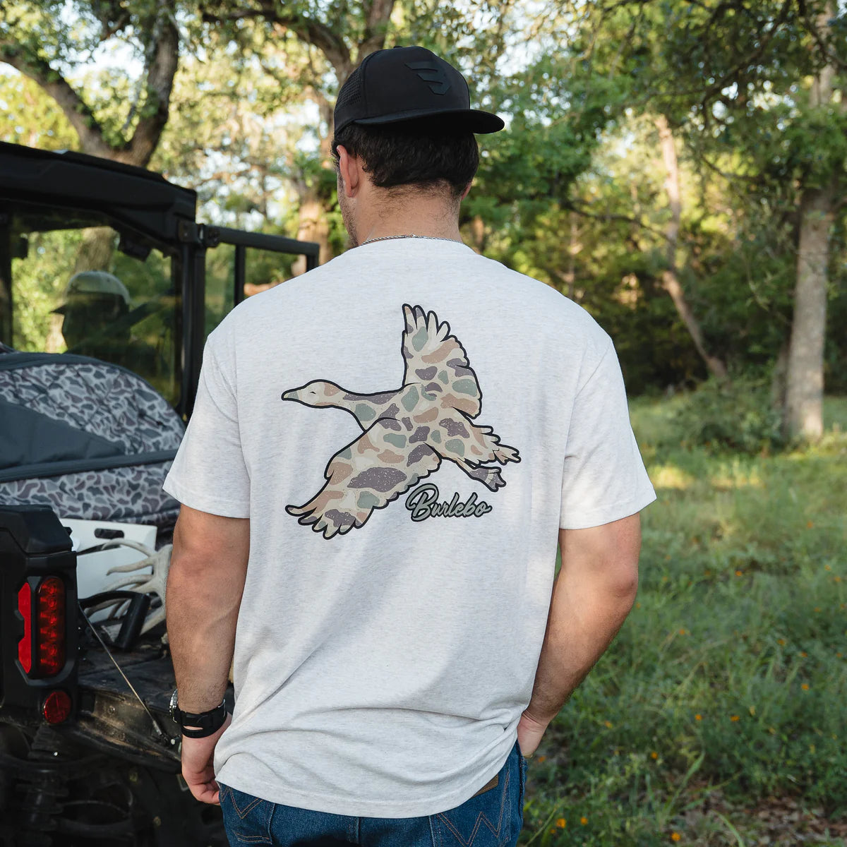 Burlebo Men’s Flying Pintail Camo Duck Pocket T-Shirt - Oatmeal