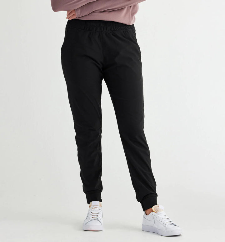 FreeFly Women’s Pull-On Breeze Jogger - Black