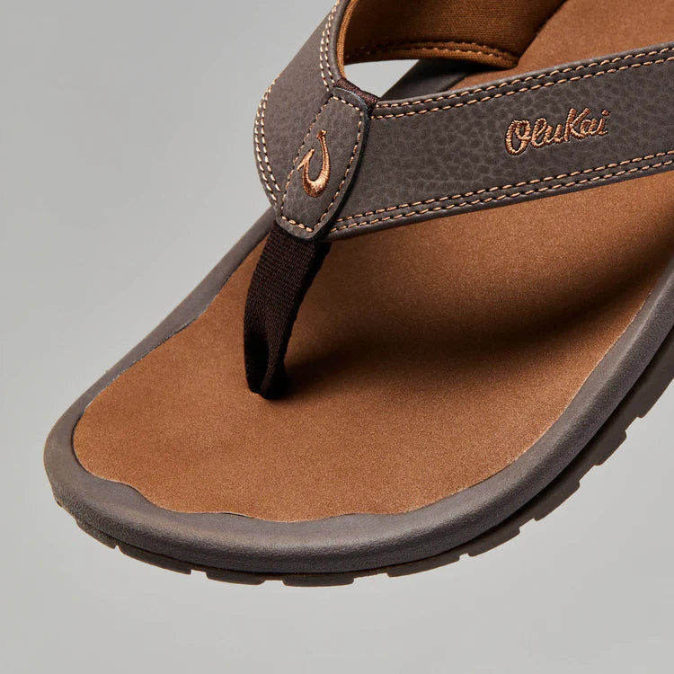 OluKai Men’s ‘Ohana Water-Friendly Beach Sandal - Dark Java|Ray