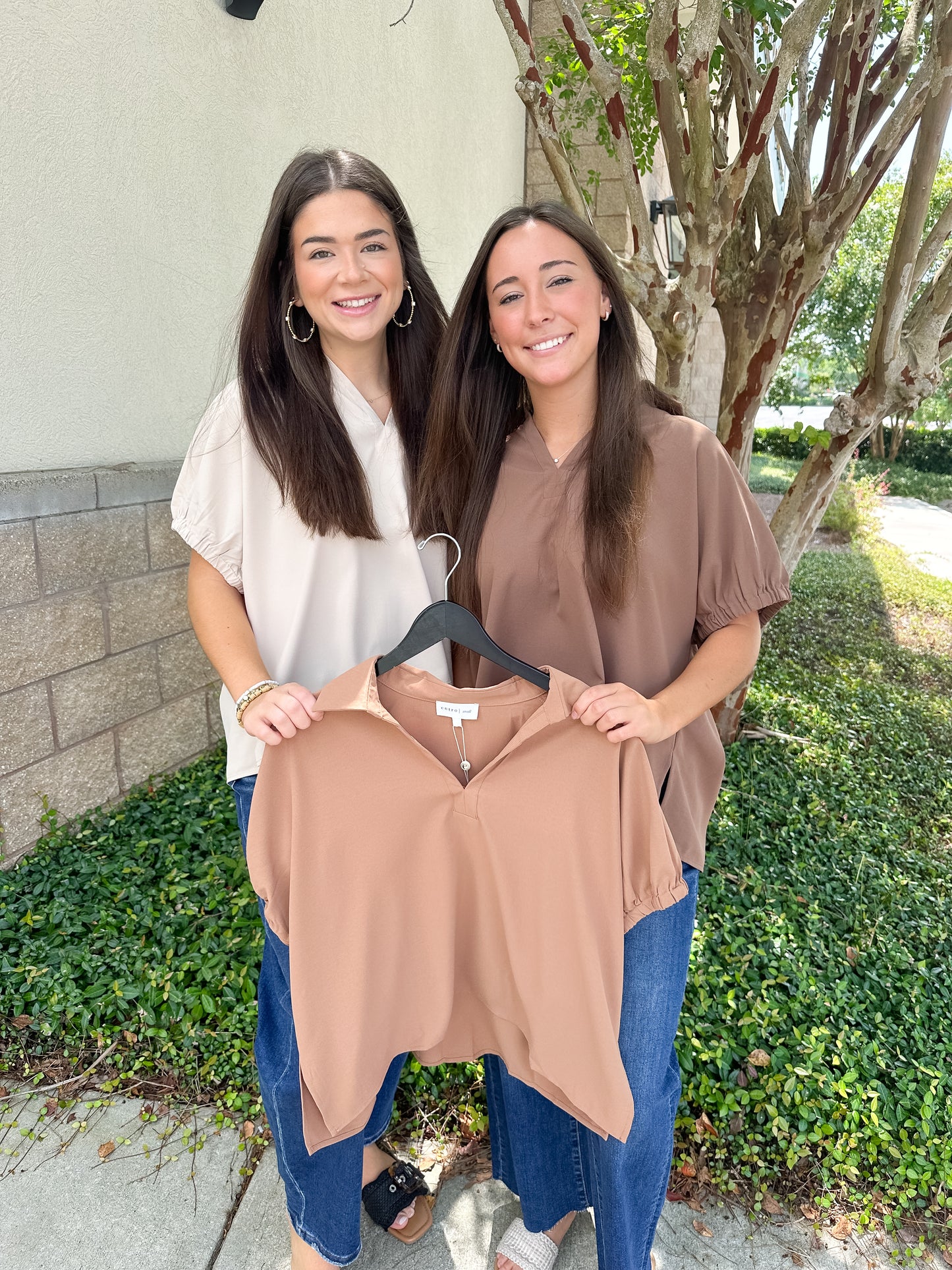 Poise Basic V-Neck Top