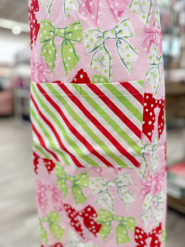 Simply Holiday Apron - Dots