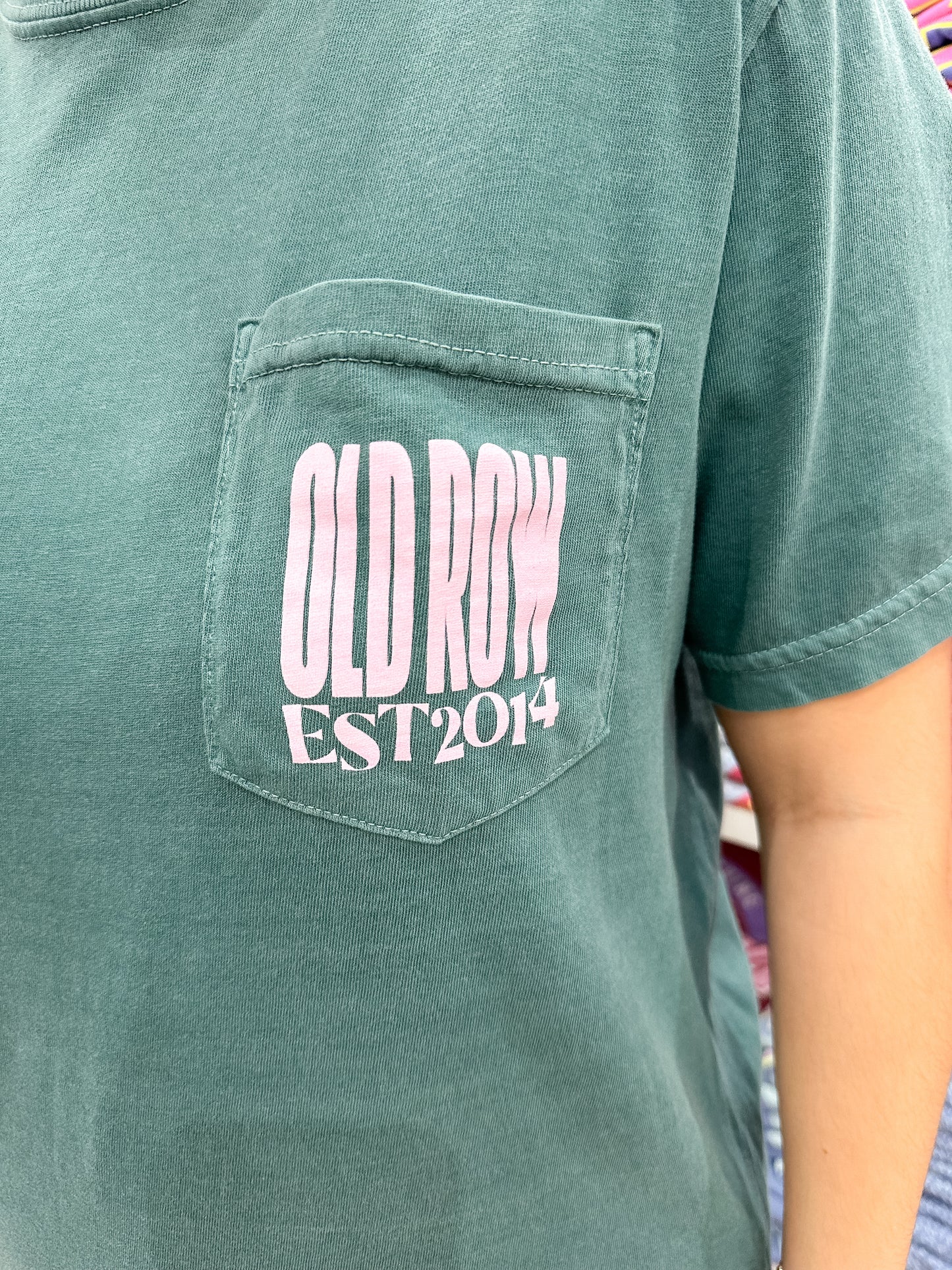 Old Row Chicks S/S Pocket T-Shirt - Emerald