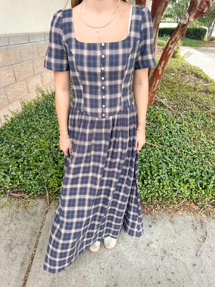Lila Maxi Dress