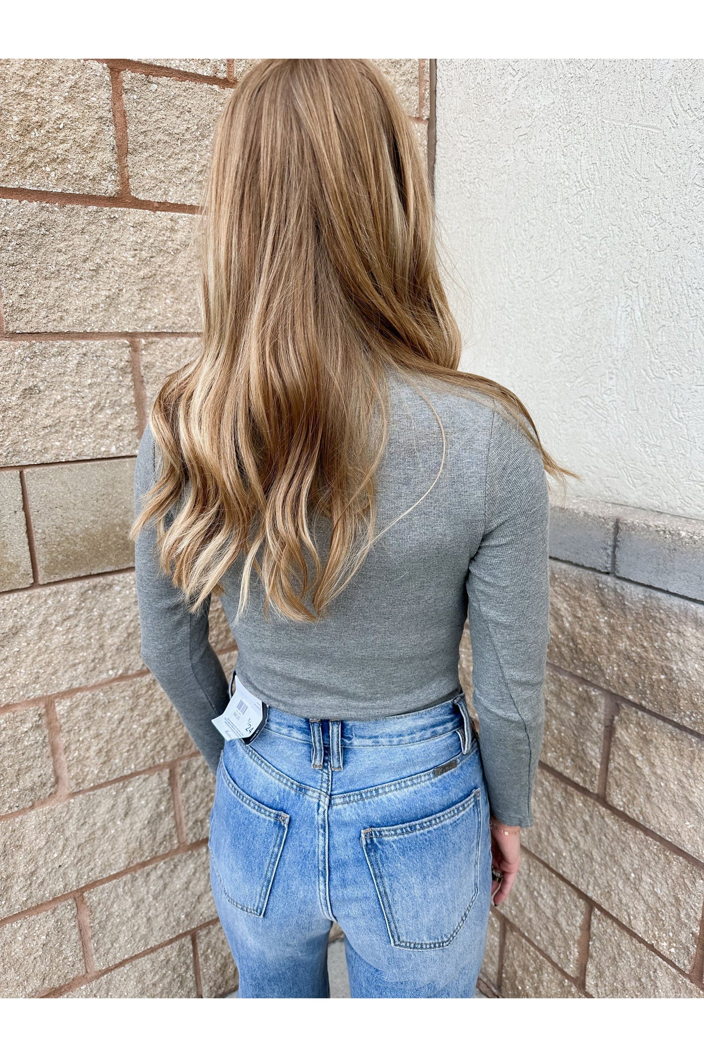 The Lindsey Top: Grey