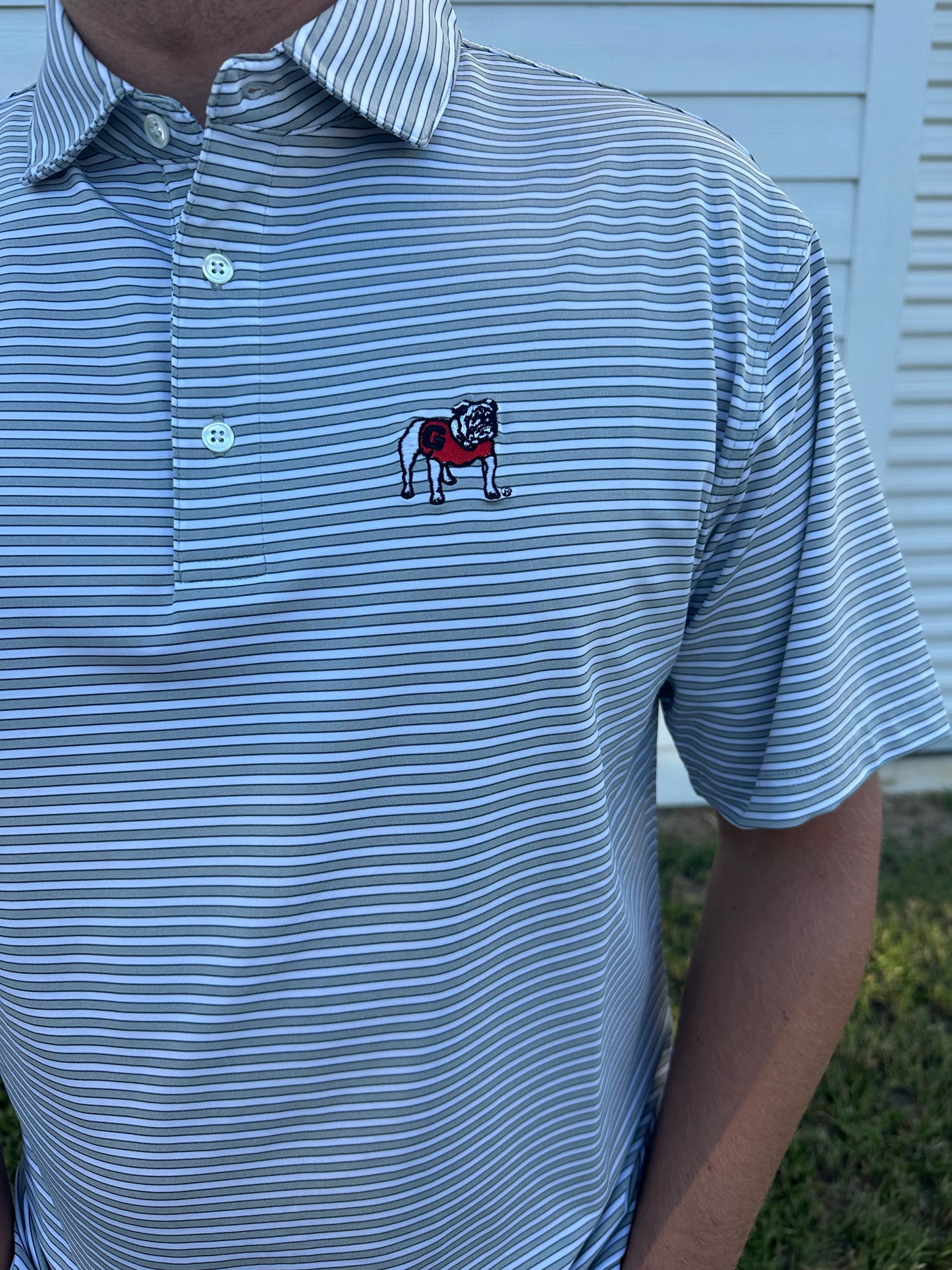 Onward Reserve UGA Mulligan Stripe Standing Bulldog Performance Polo - Mirage Grey