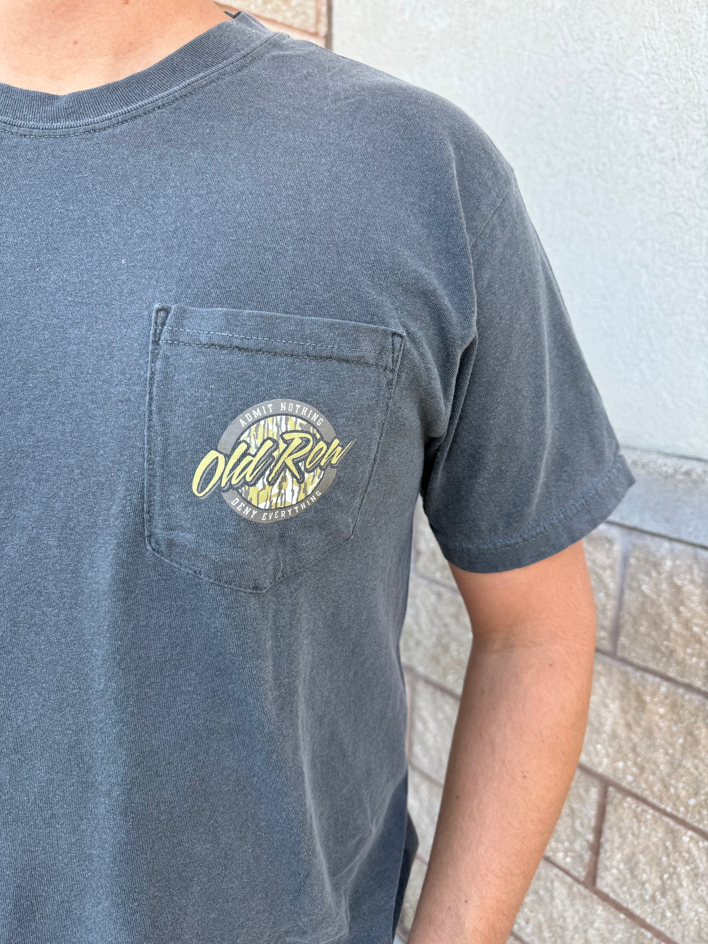 Old Row Outdoor 80s Camo Circle Pocket S/S T-Shirt - Pepper