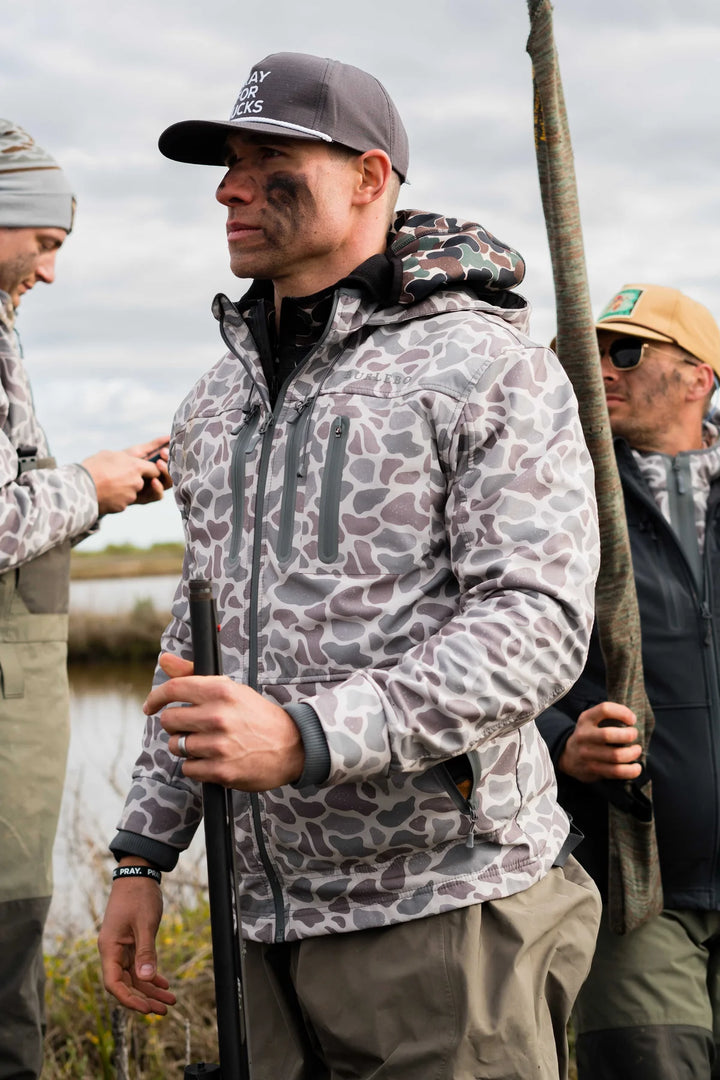 Burlebo Men’s Challenger Jacket - Classic Deer Camo