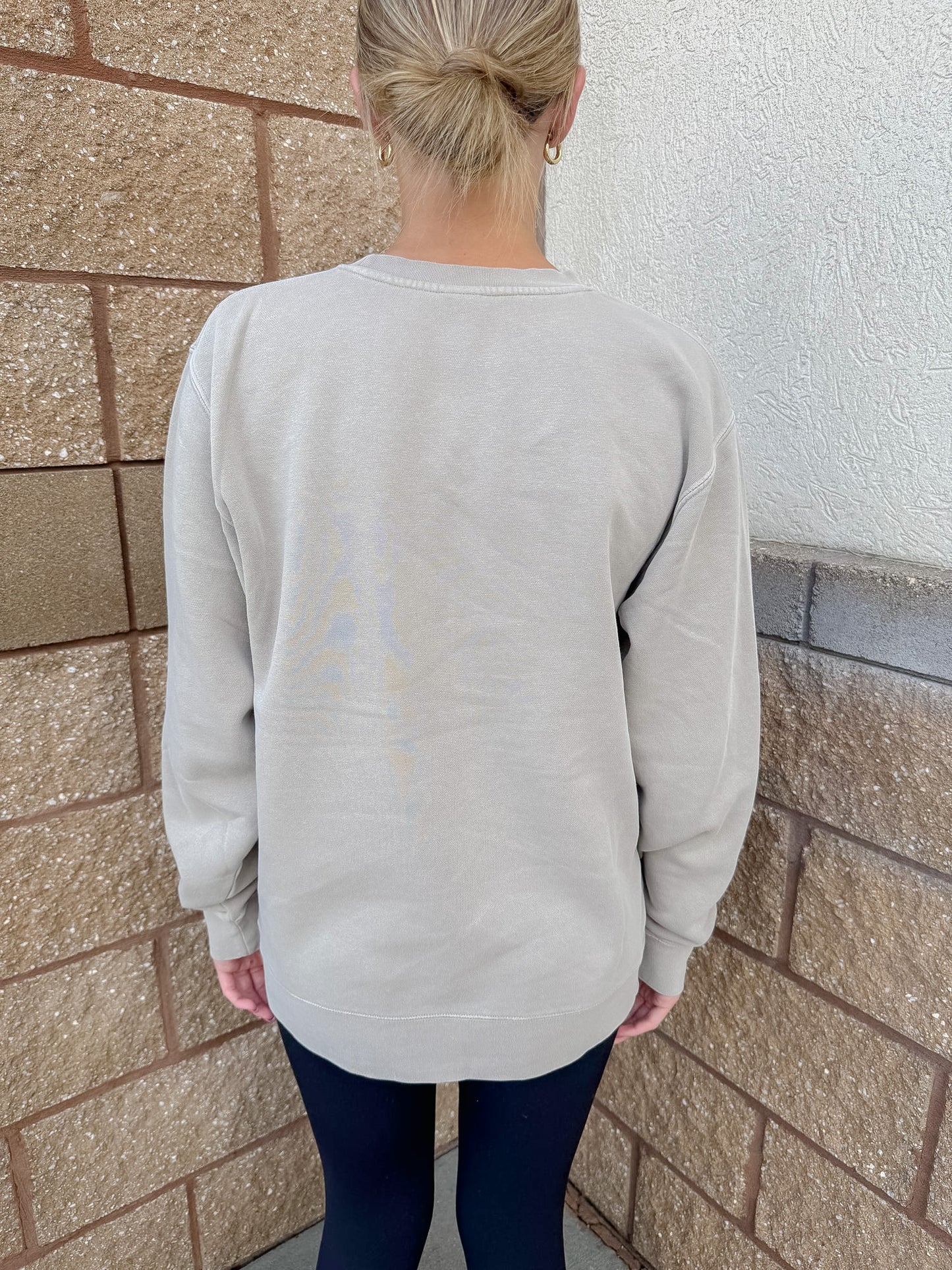 SoClo Logo Sweatshirt - Khaki