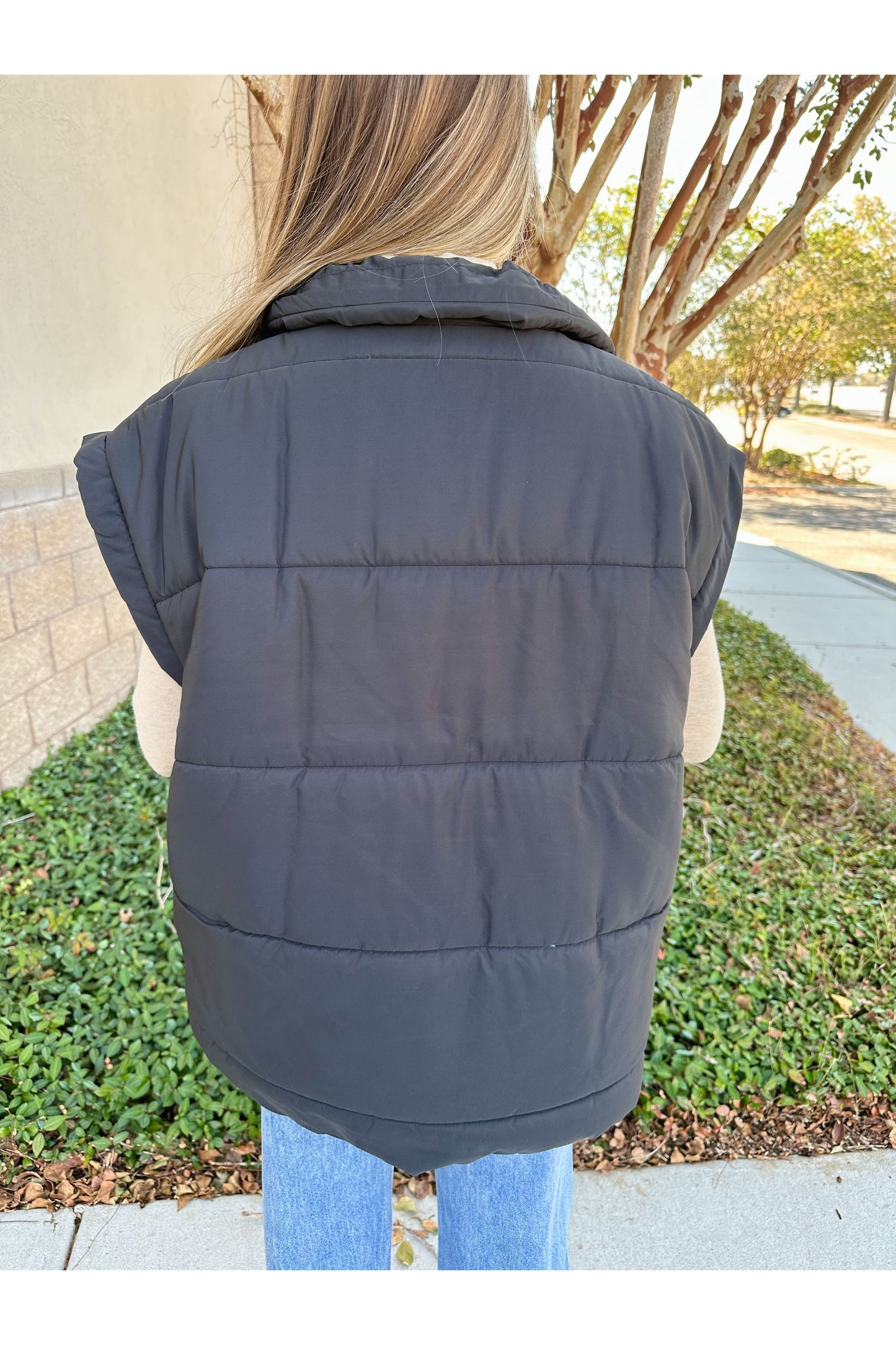 Army Puffer Vest: Black