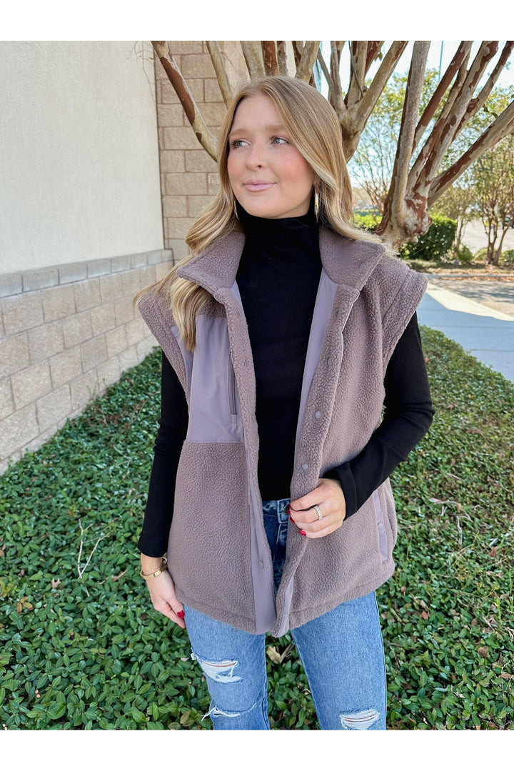 Selena Fleece Reversible Vest