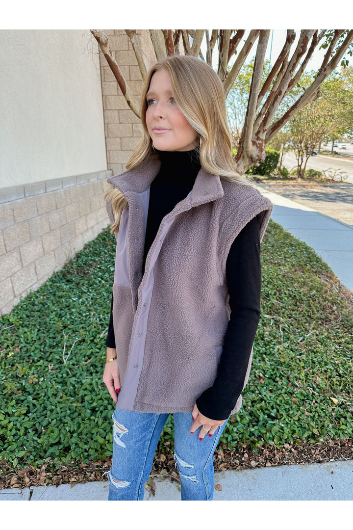 Selena Fleece Reversible Vest