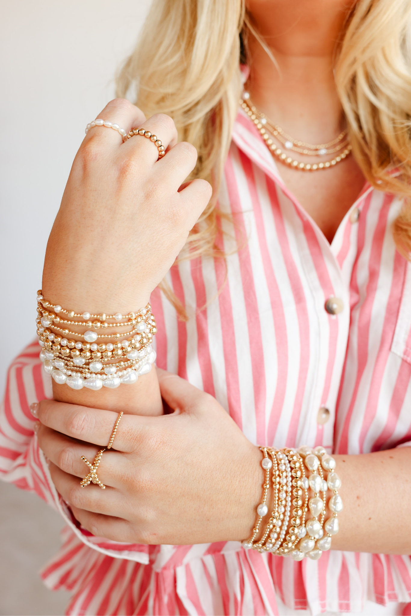 Palmer Fluted Bracelet in Pearl: Standard 6.75 Inch