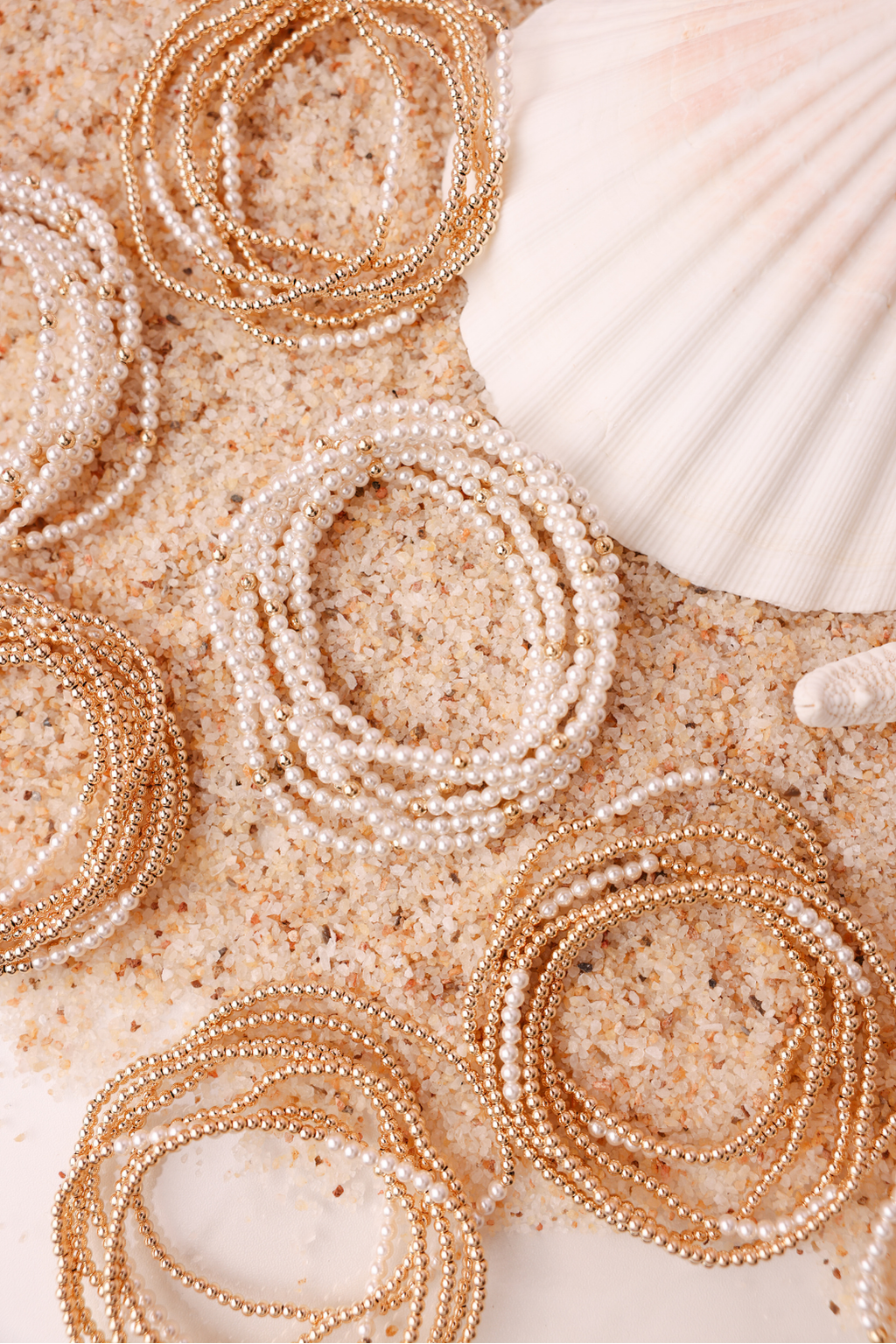 Lilly Pearl Bracelet in Gold: Standard 6.75 Inch