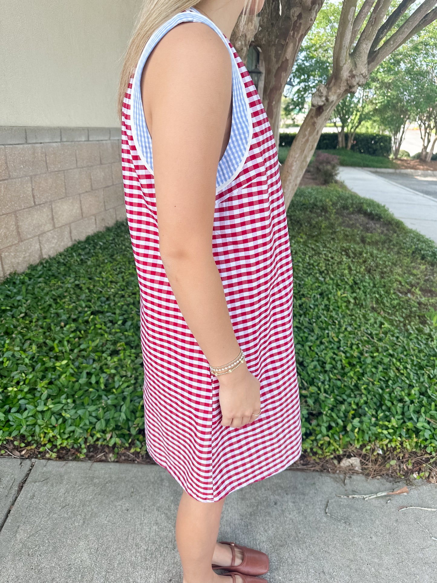 Red, White, & Cute Dress