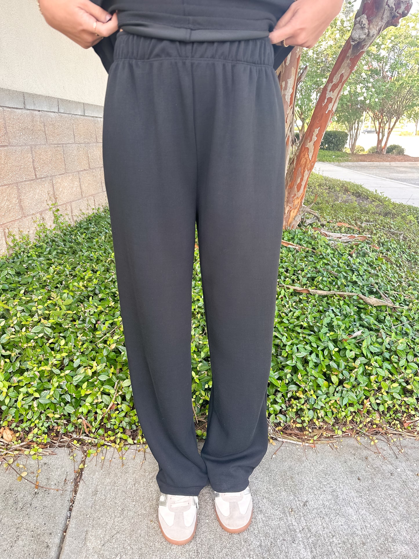 Out & About Set - Black