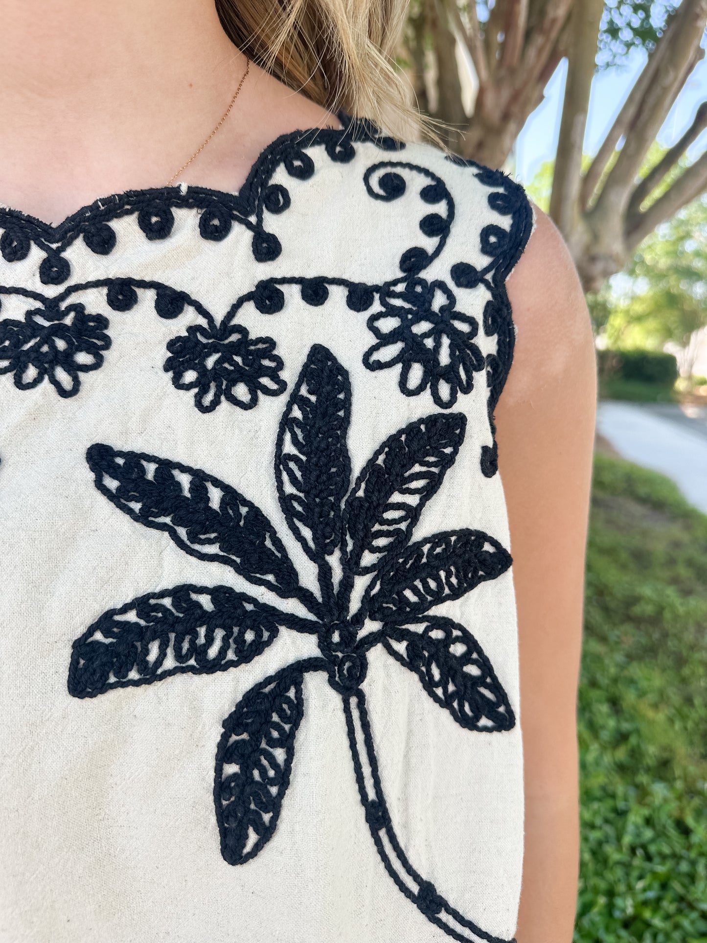 Fran Embroidered Top - Linen