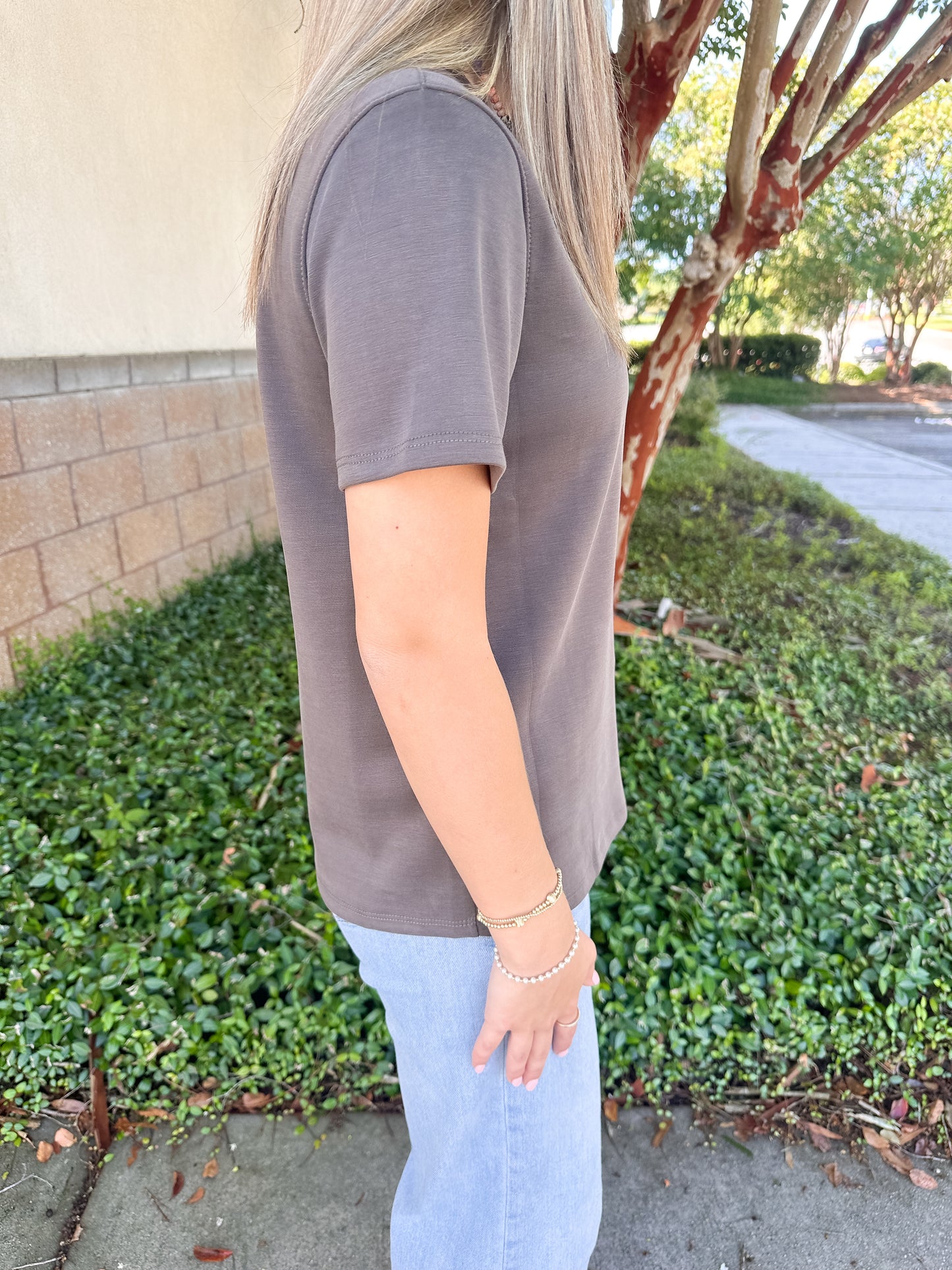 Carrie Crew Tee