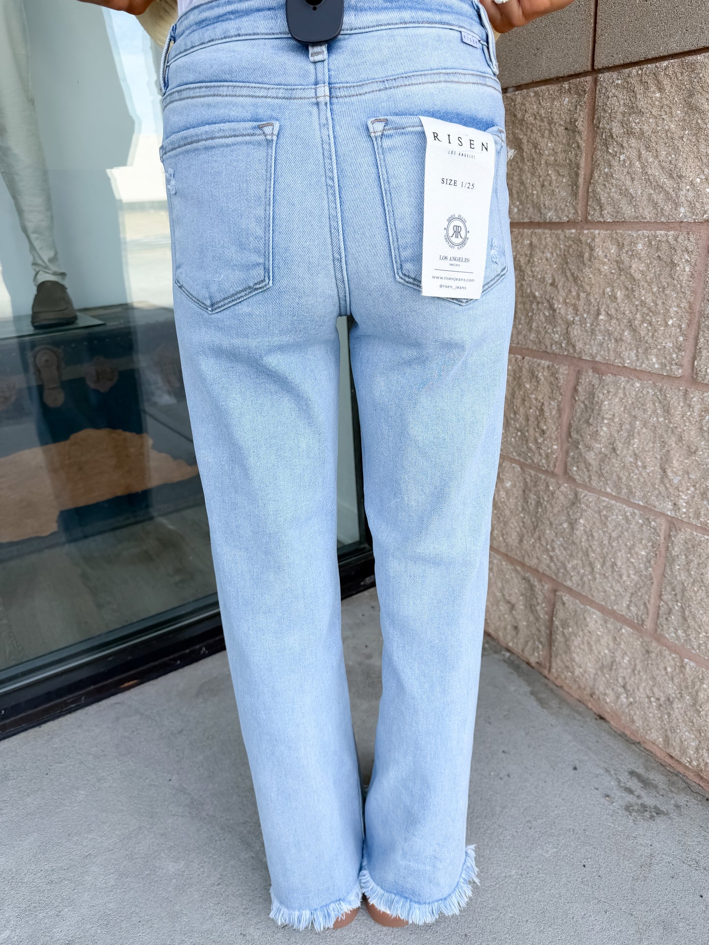 Risen Beth - Mid Rise Ankle Straight Fray Jeans - Light