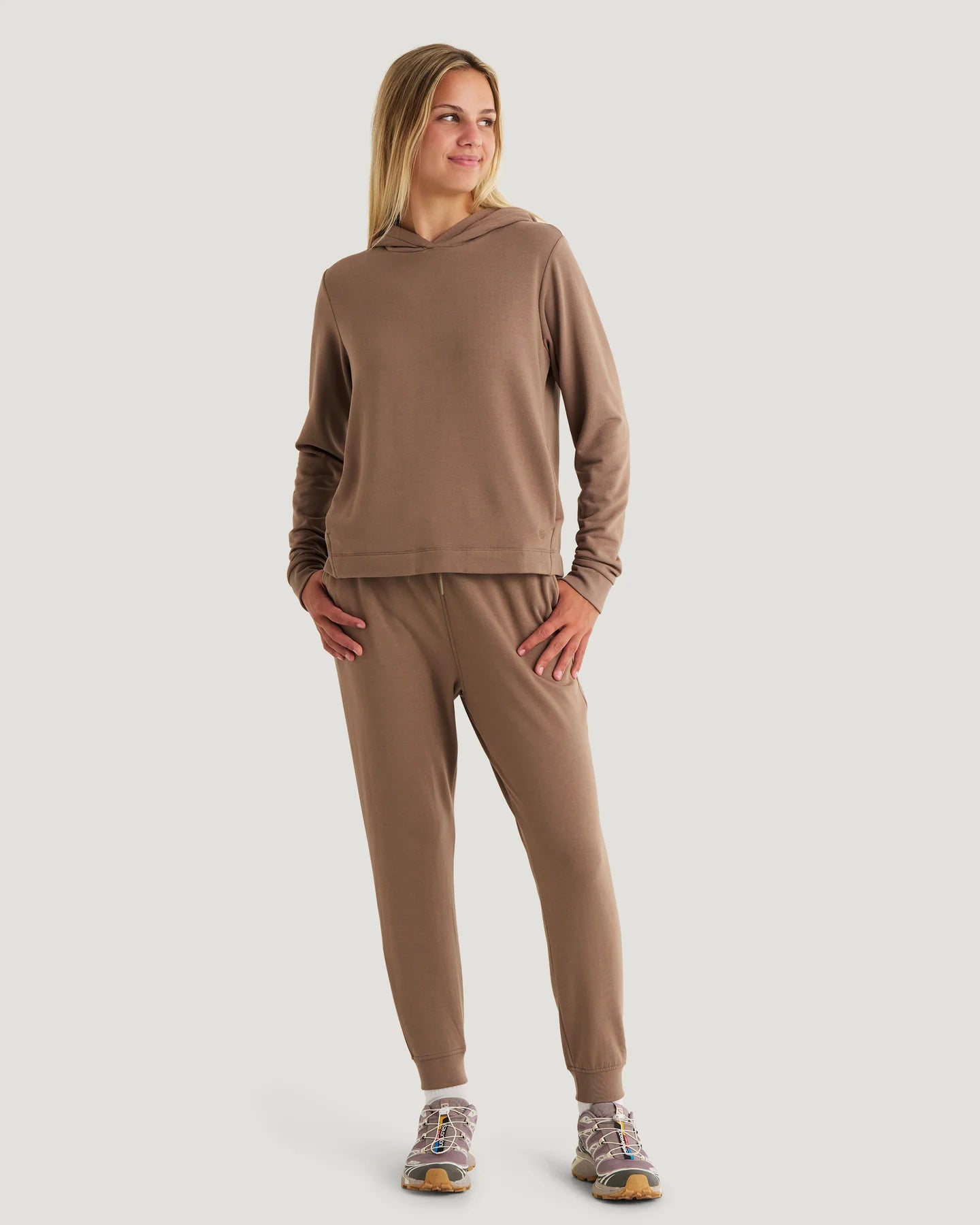 Free Fly Women’s Lightweight Fleece Jogger - Fossil