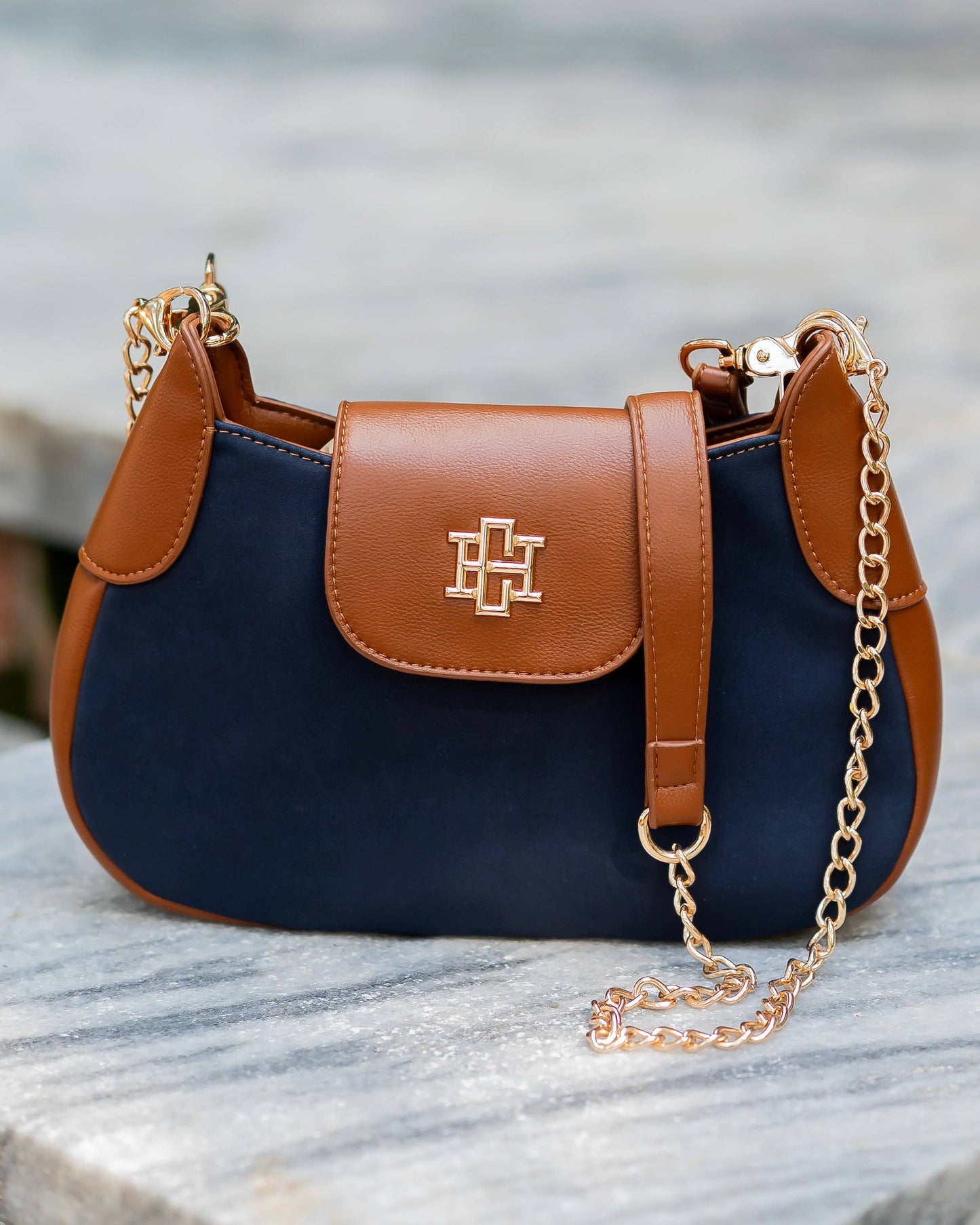 CH Leighton Crossbody Navy S