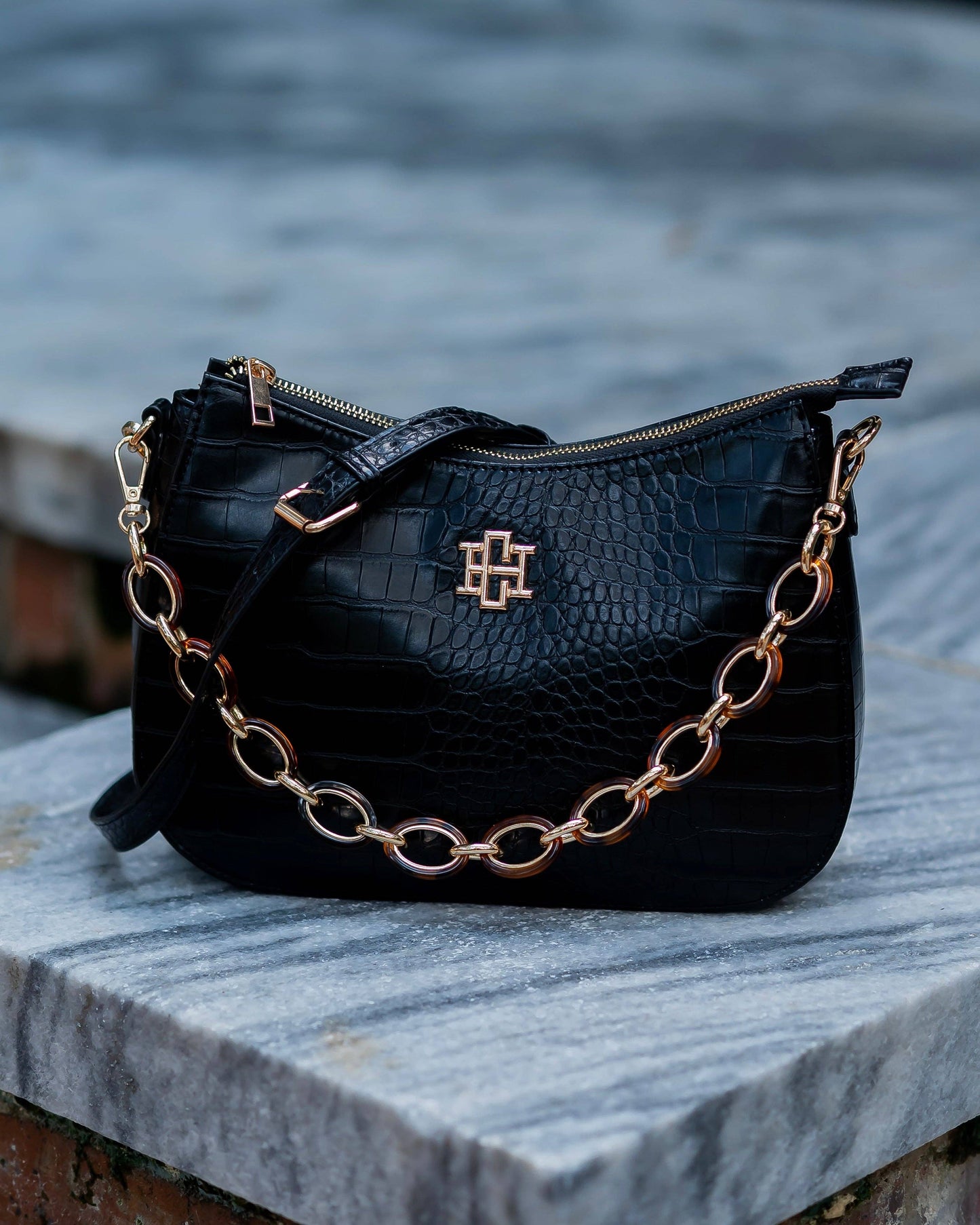 CH Charlee Crossbody Black EC