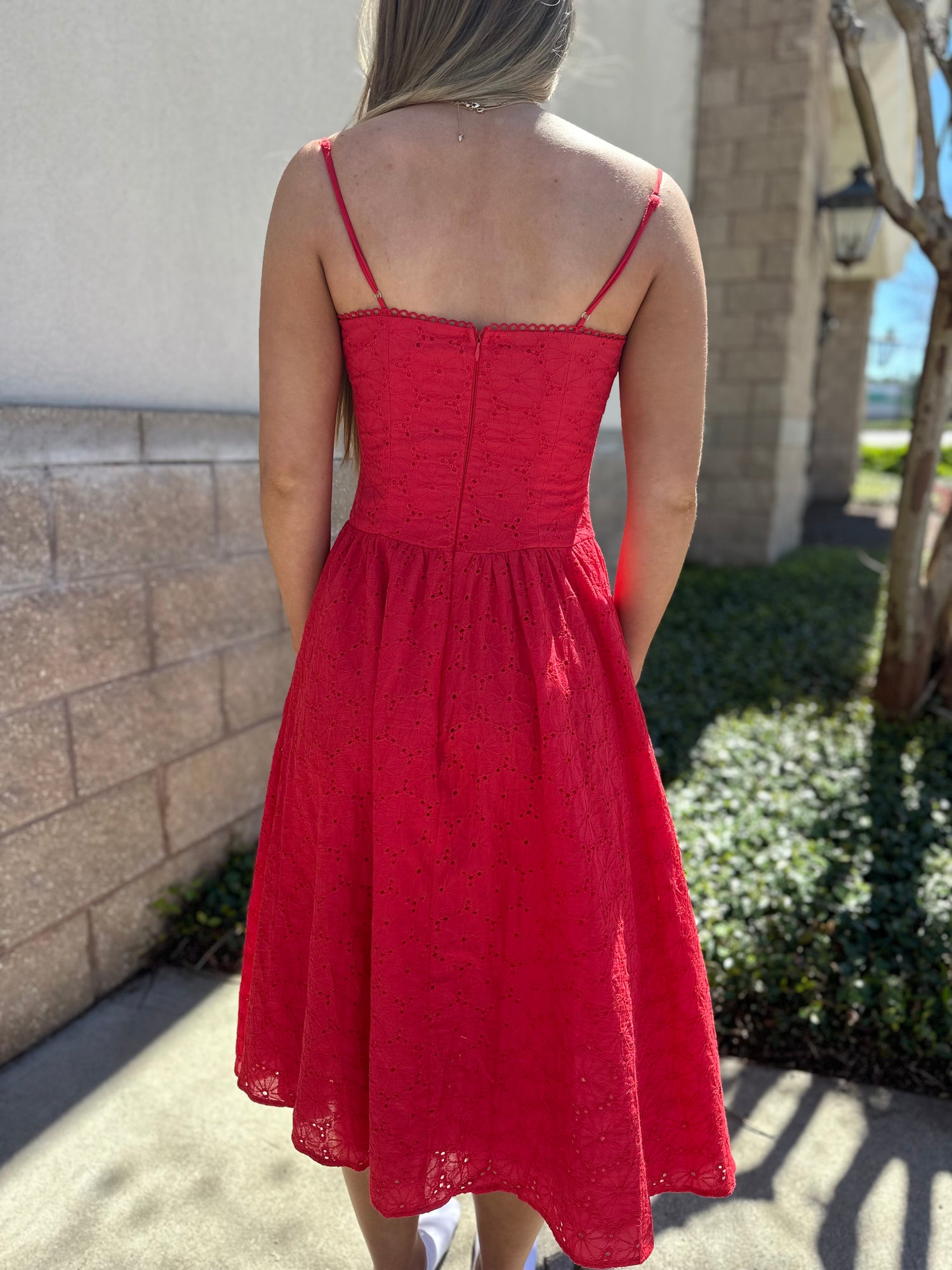 arielle midi dress Lulus Arielle Smocked Midi Dress at Von Maur
