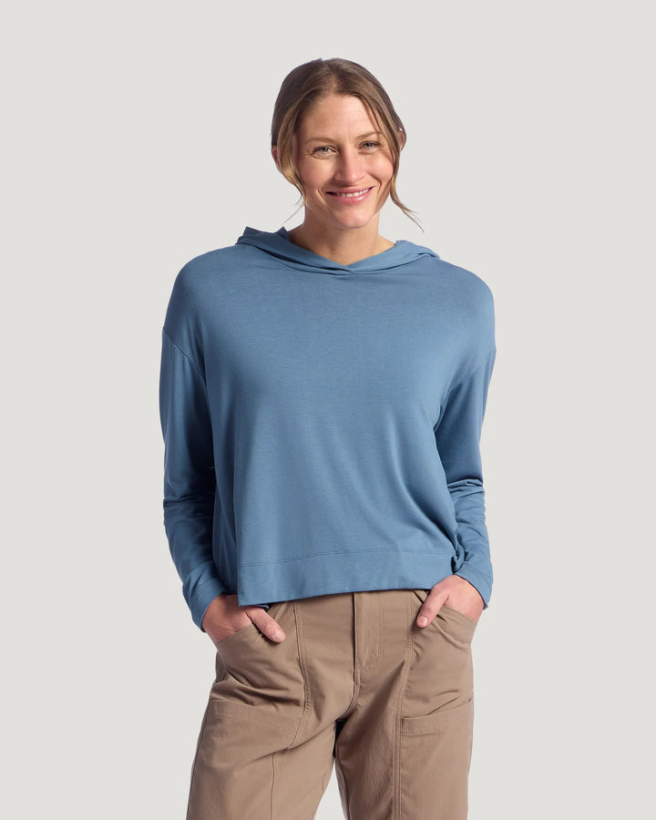 Free Fly Women’s Bamboo Shade Crossbody Hoodie - Pacific Blue