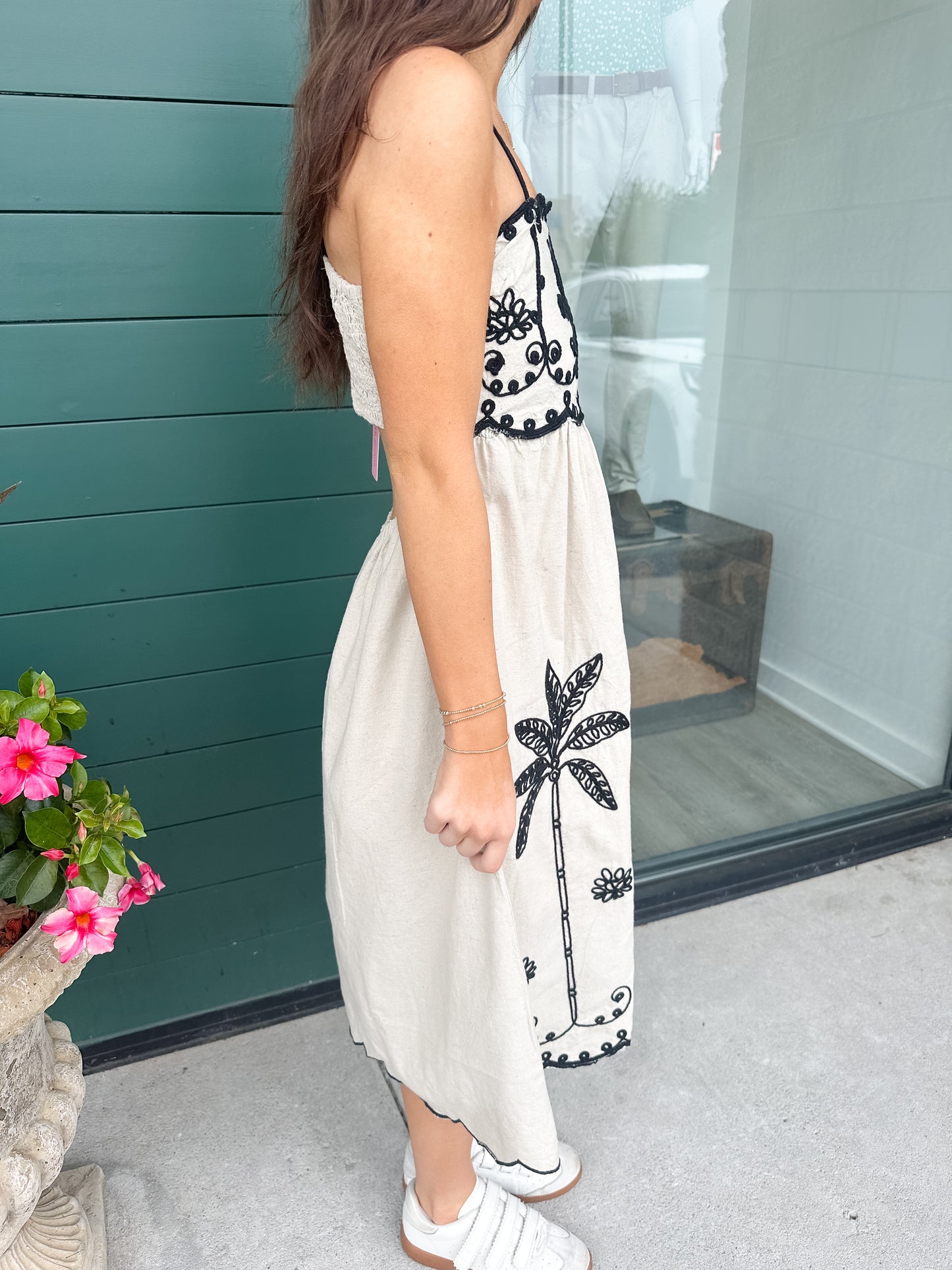 Fran Embroidered Dress - Linen