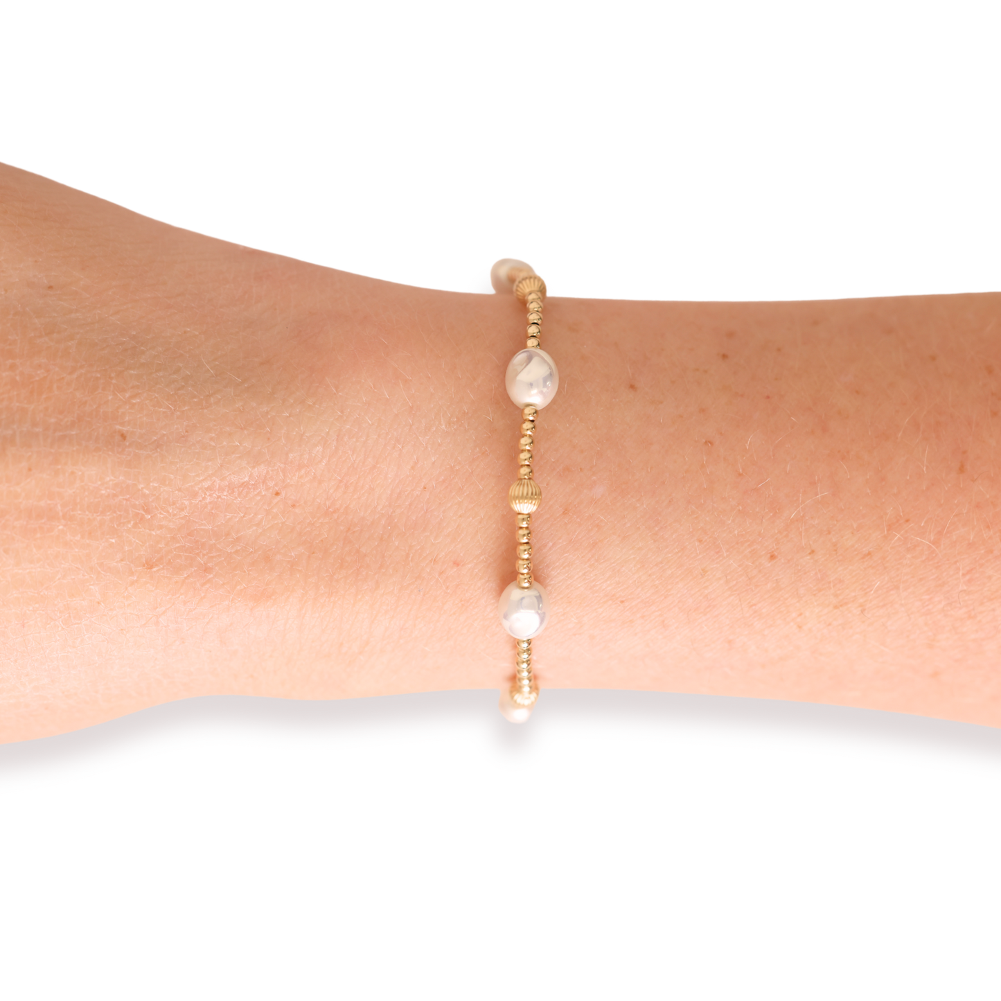 Maggie Fluted Bracelet in Gold: Standard 6.75 Inch