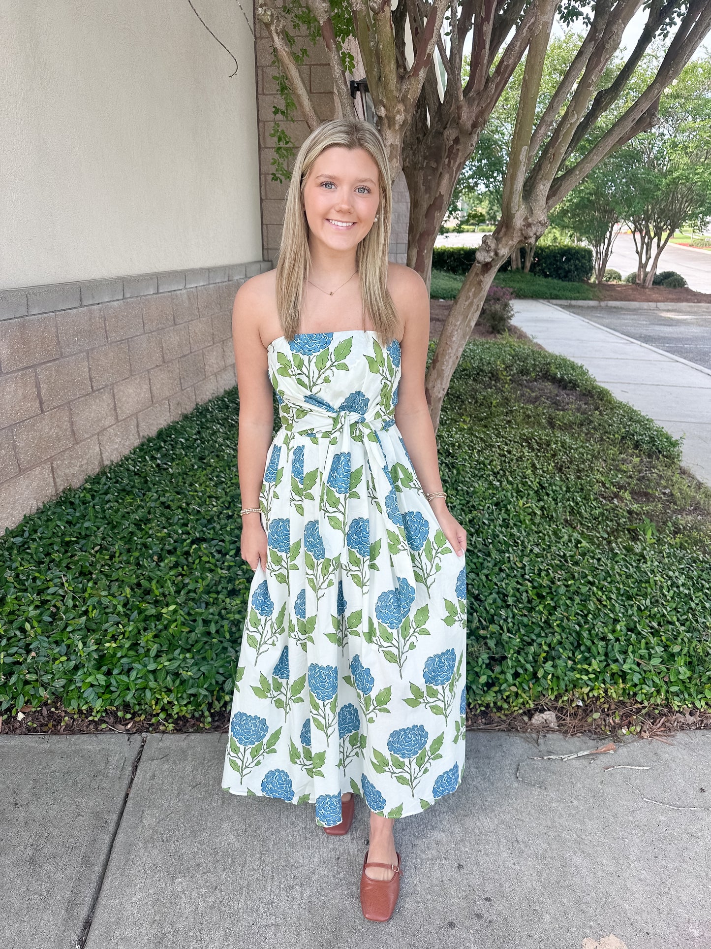 Cynthia Rose Midi Dress