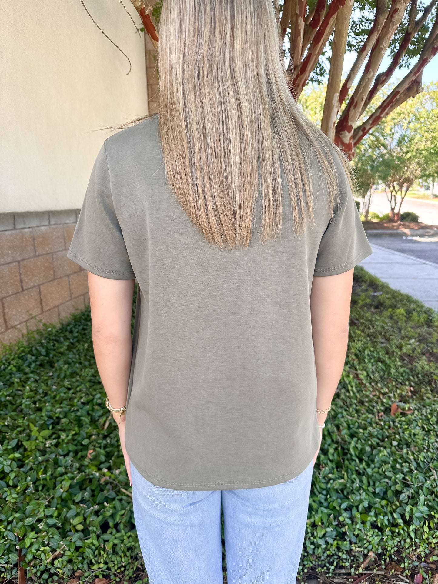 Carrie Crew Tee