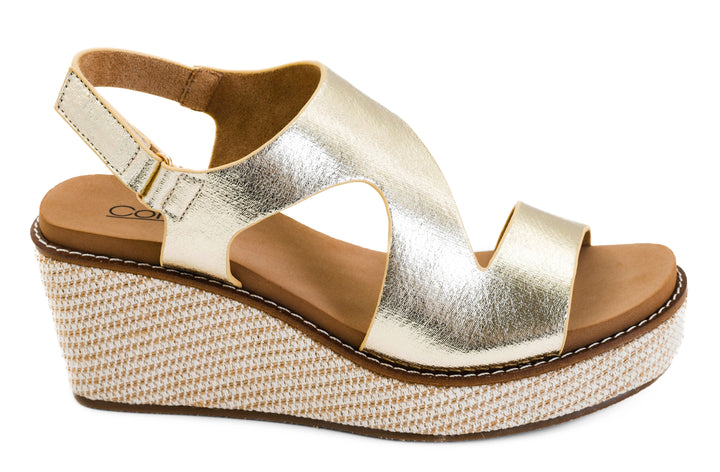 Corky’s Steppin Out Wedge - Gold